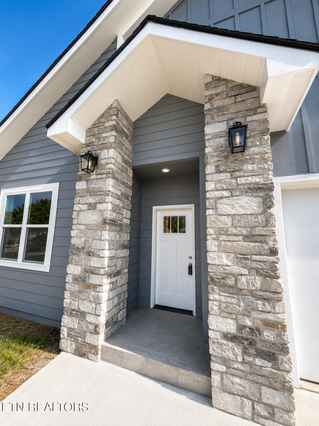 2502 Limestone Court Sevierville TN 37876