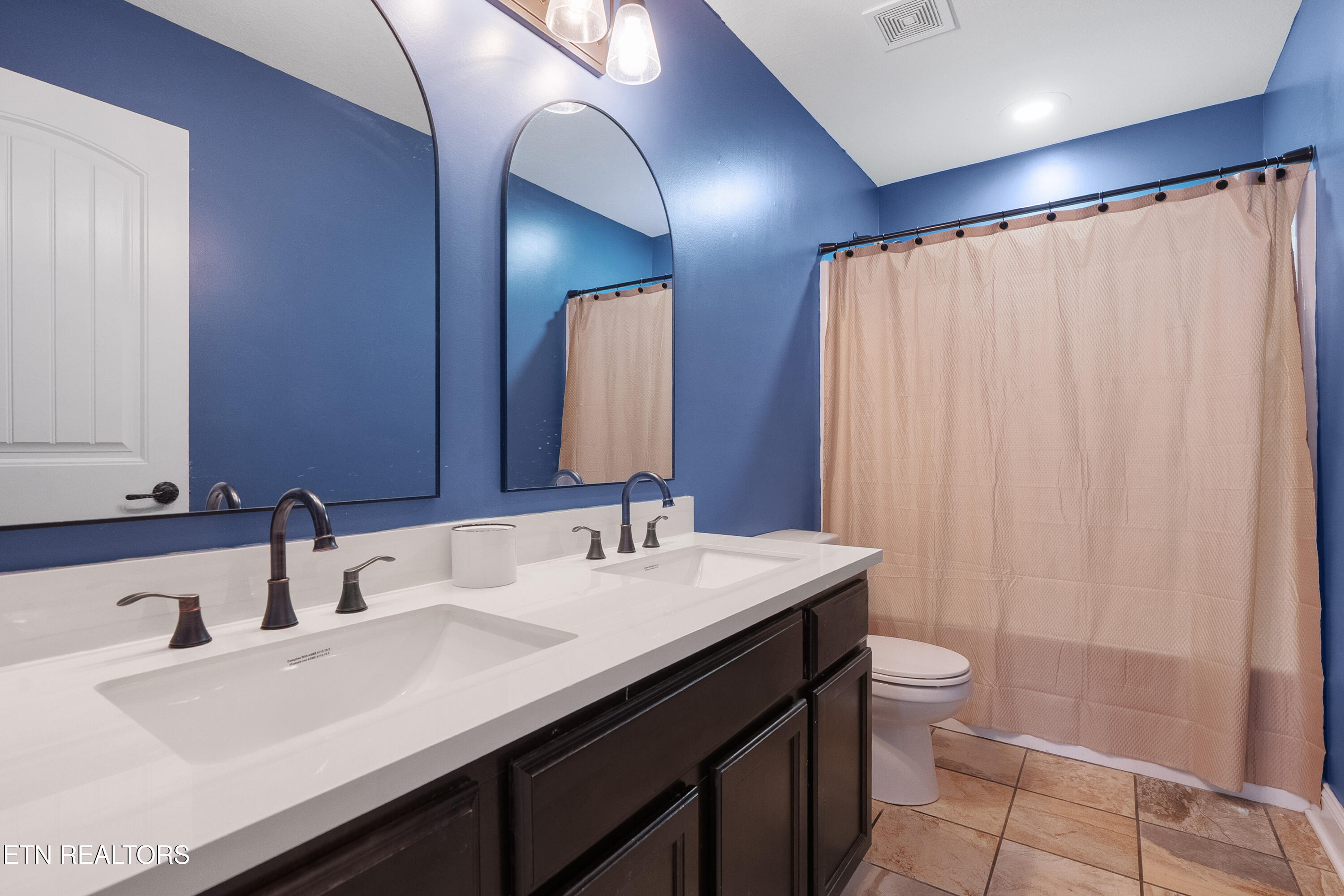 2909 Cambridge Shores Lane Knoxville TN 37938