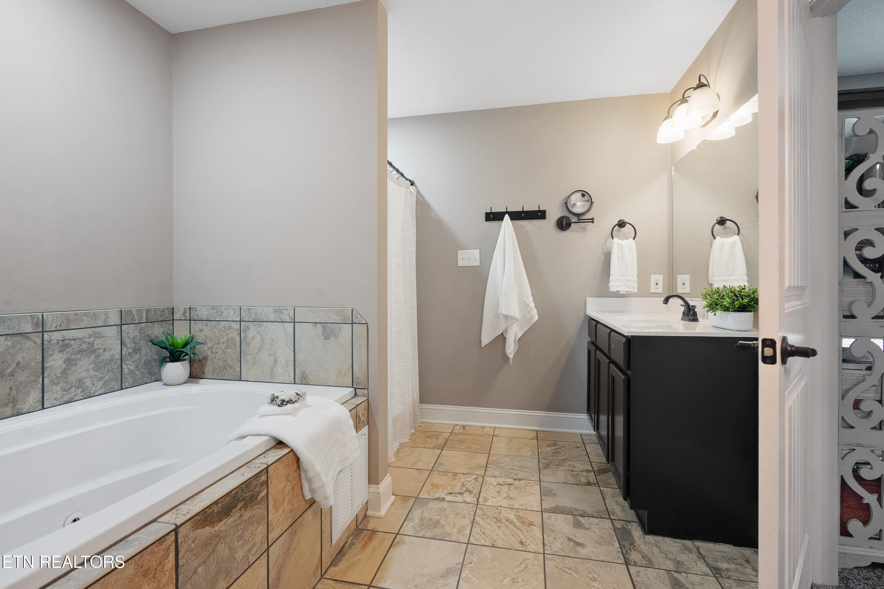 2909 Cambridge Shores Lane Knoxville TN 37938
