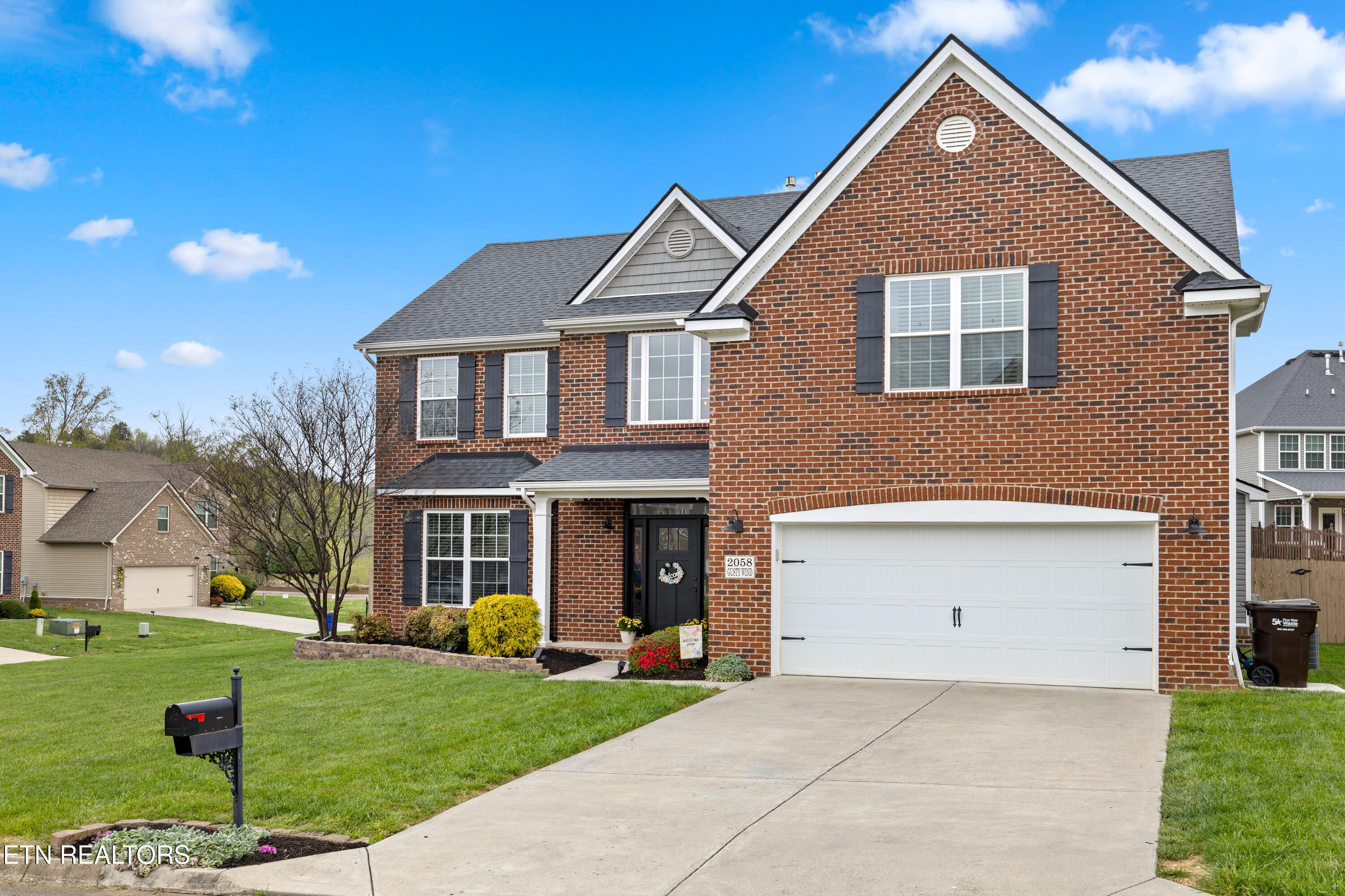 2058 Gusty Wind Lane Knoxville TN 37932