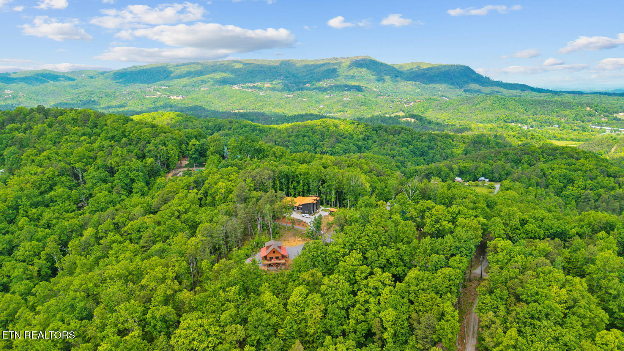 2015 Penny Way Pigeon Forge TN 37862