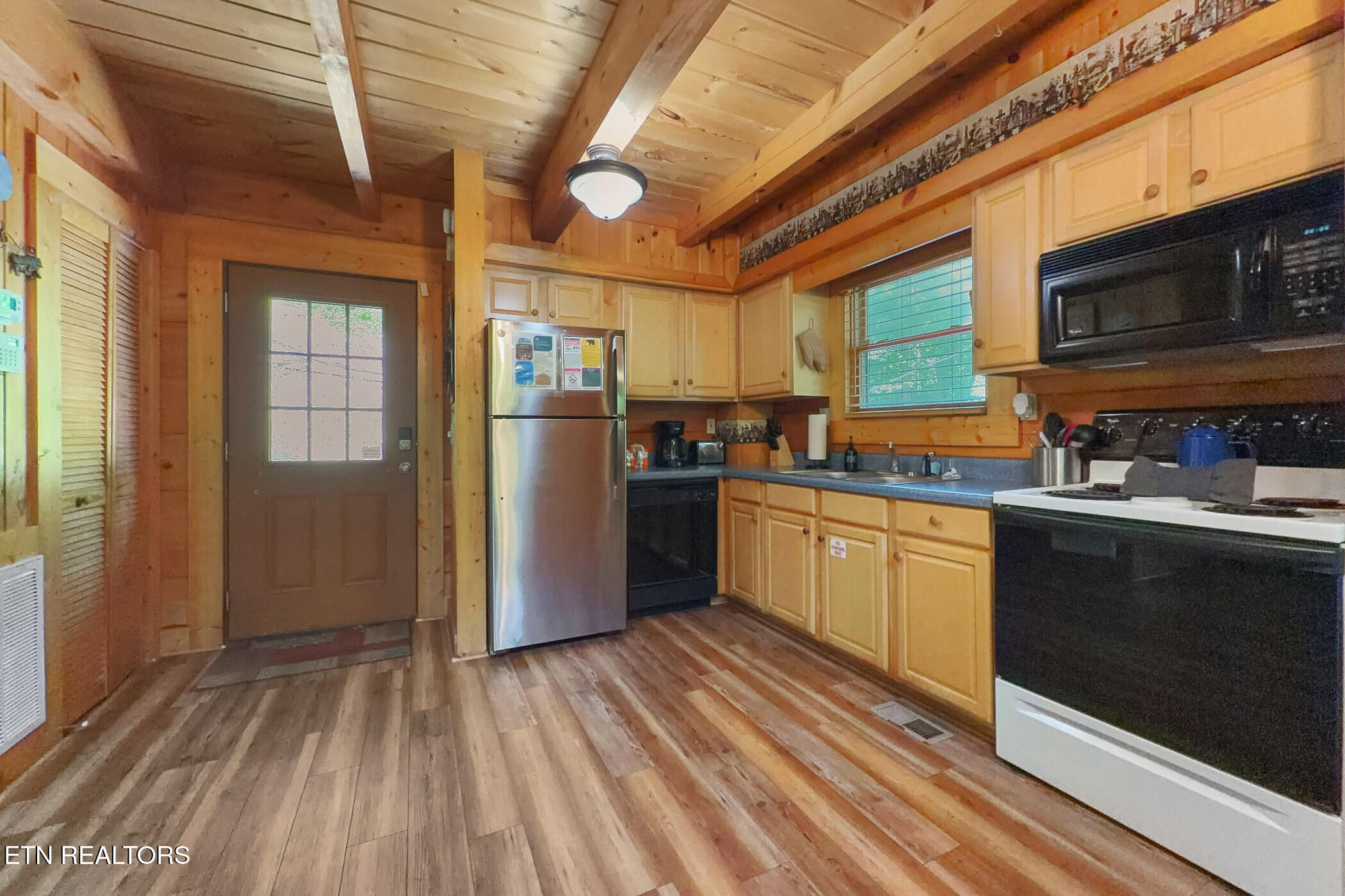 2015 Penny Way Pigeon Forge TN 37862