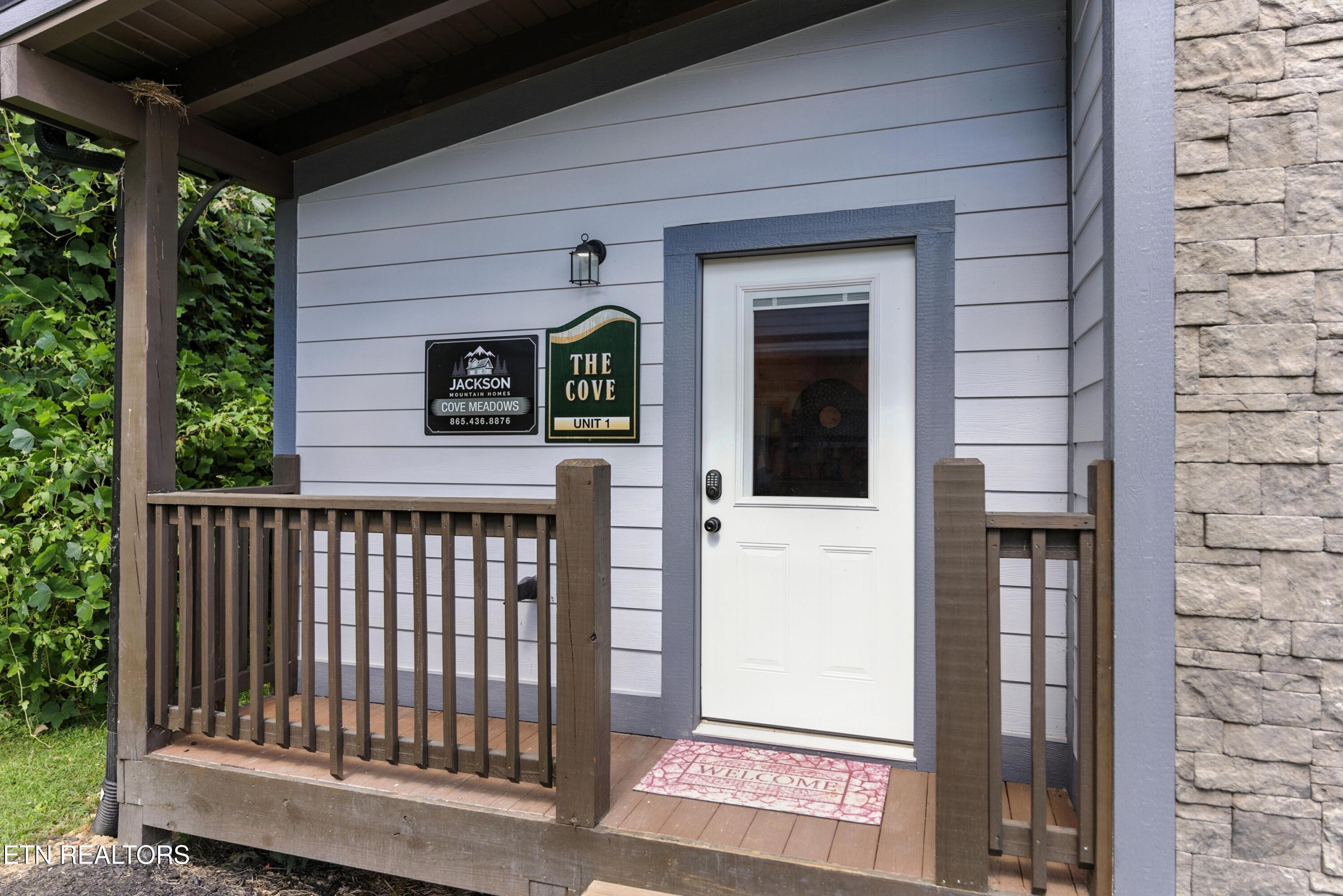 576 Dollywood Lane Pigeon Forge TN 37863