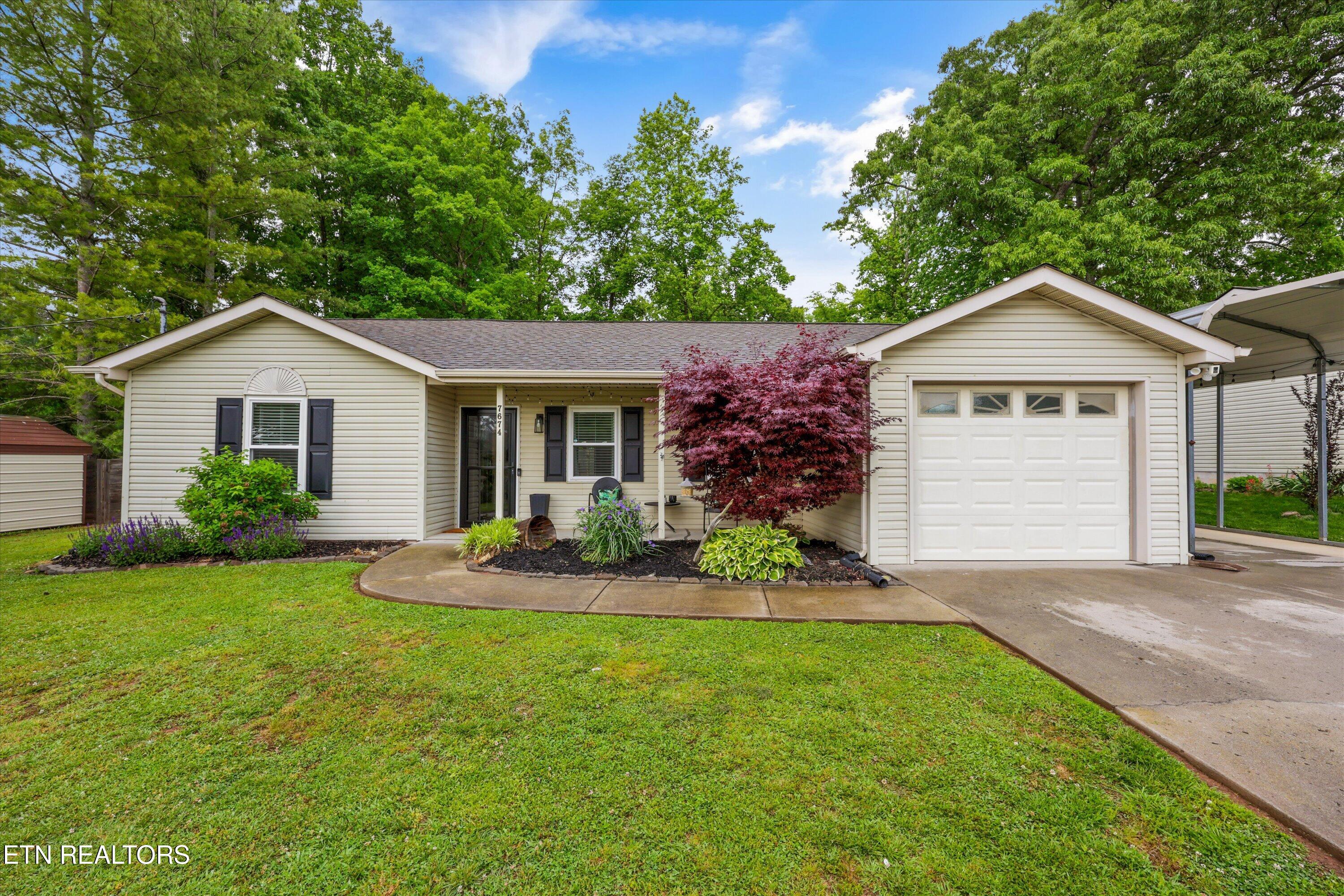7674 Trey Oaks Lane Knoxville TN 37918