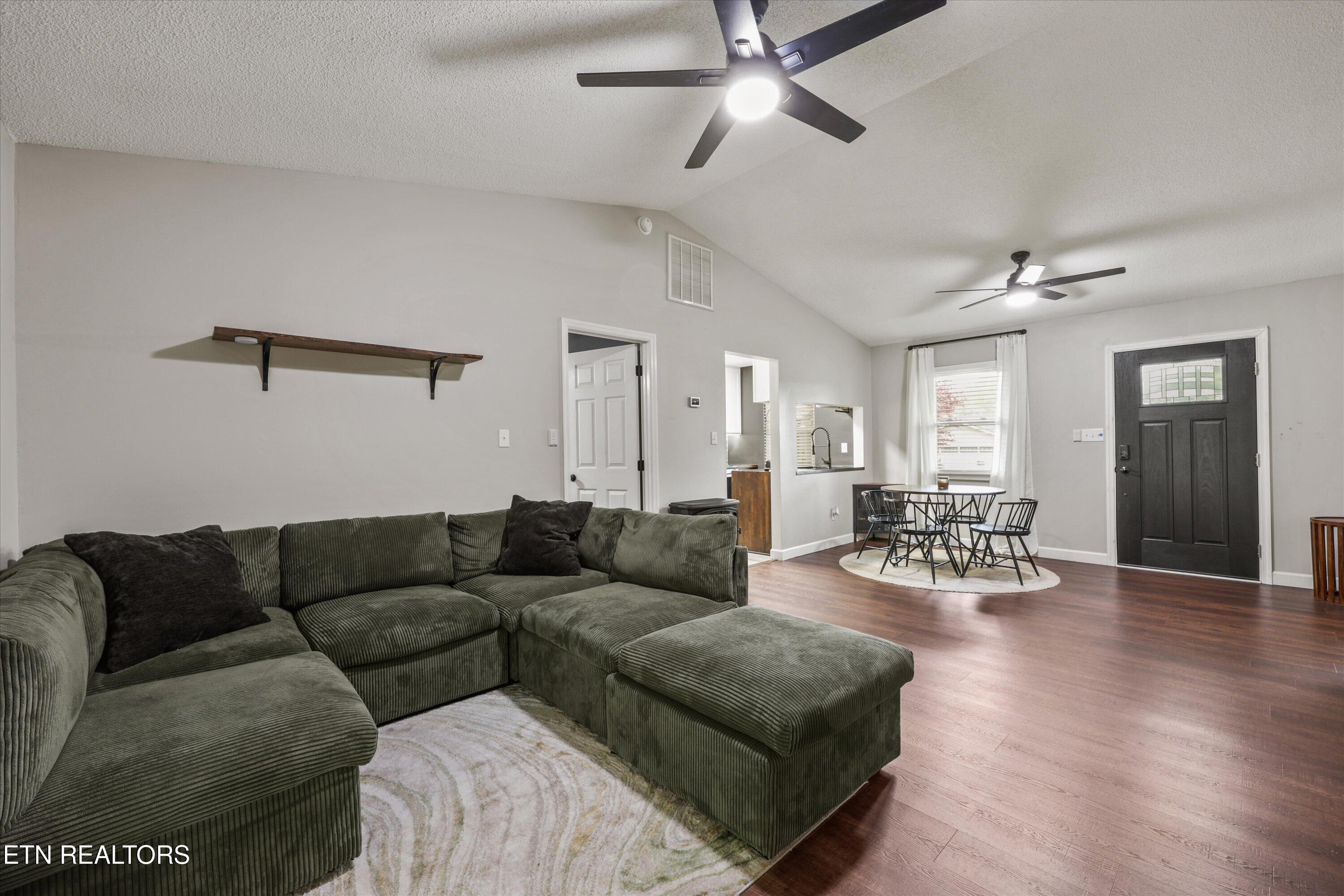 7674 Trey Oaks Lane Knoxville TN 37918