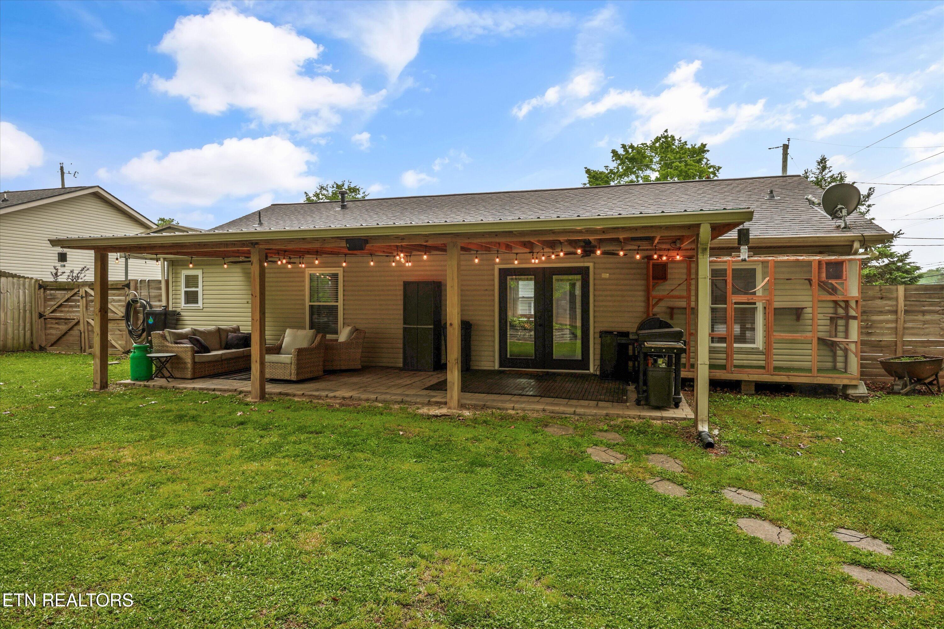 7674 Trey Oaks Lane Knoxville TN 37918