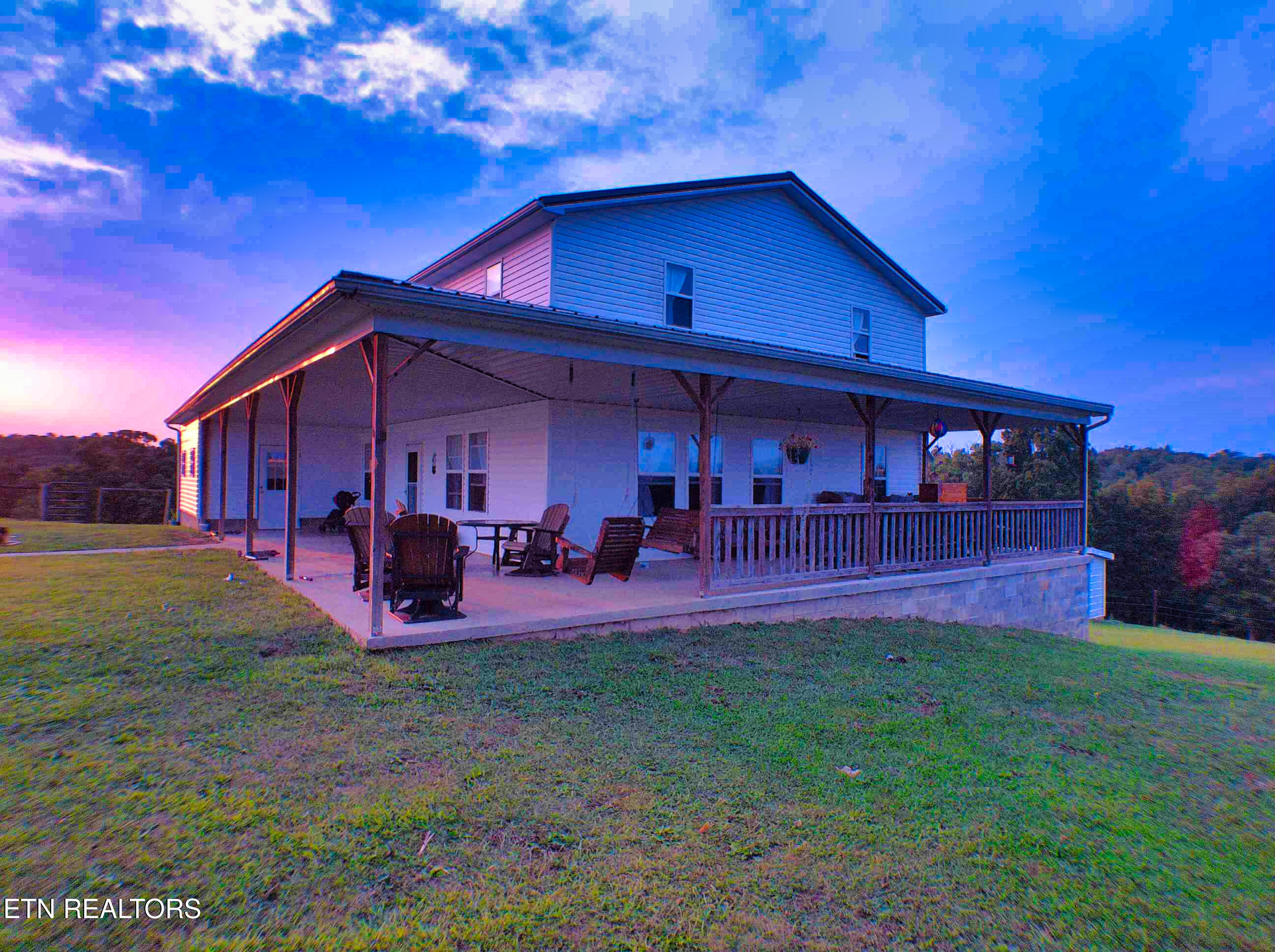 1139 Deer Lodge Highway Sunbright TN 37872