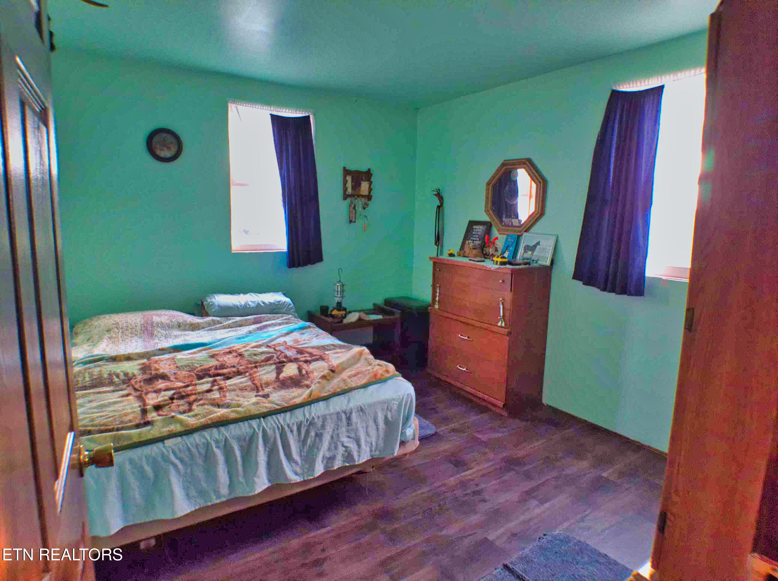 1139 Deer Lodge Highway Sunbright TN 37872