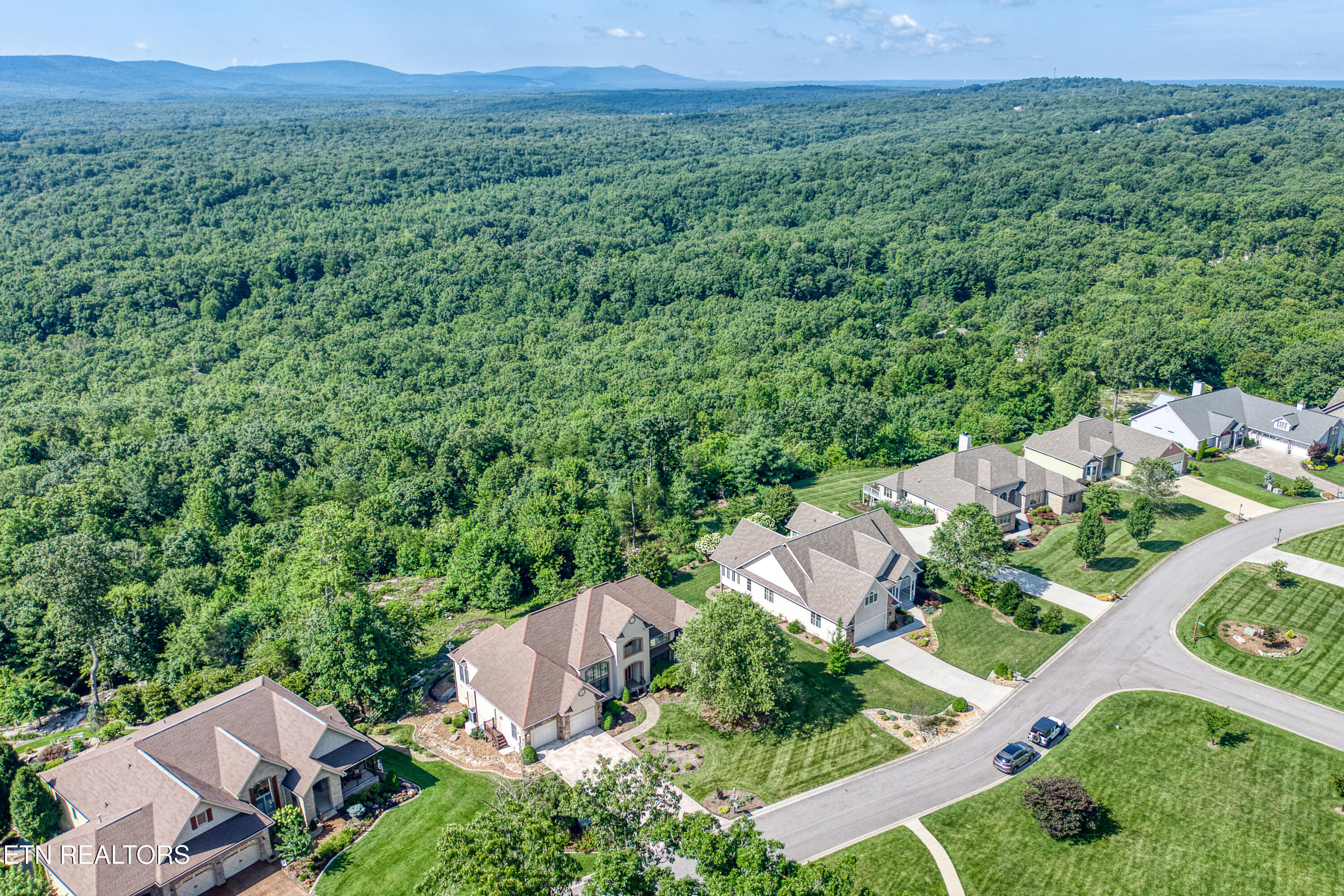 40 Bluff View Terrace Crossville TN 38558