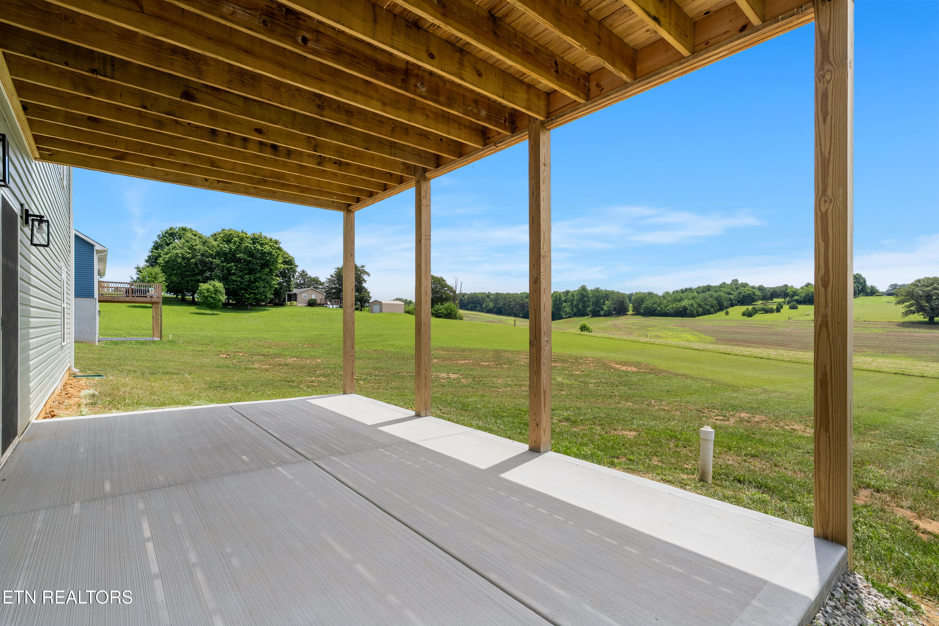 254 Thompson Road Madisonville TN 37354