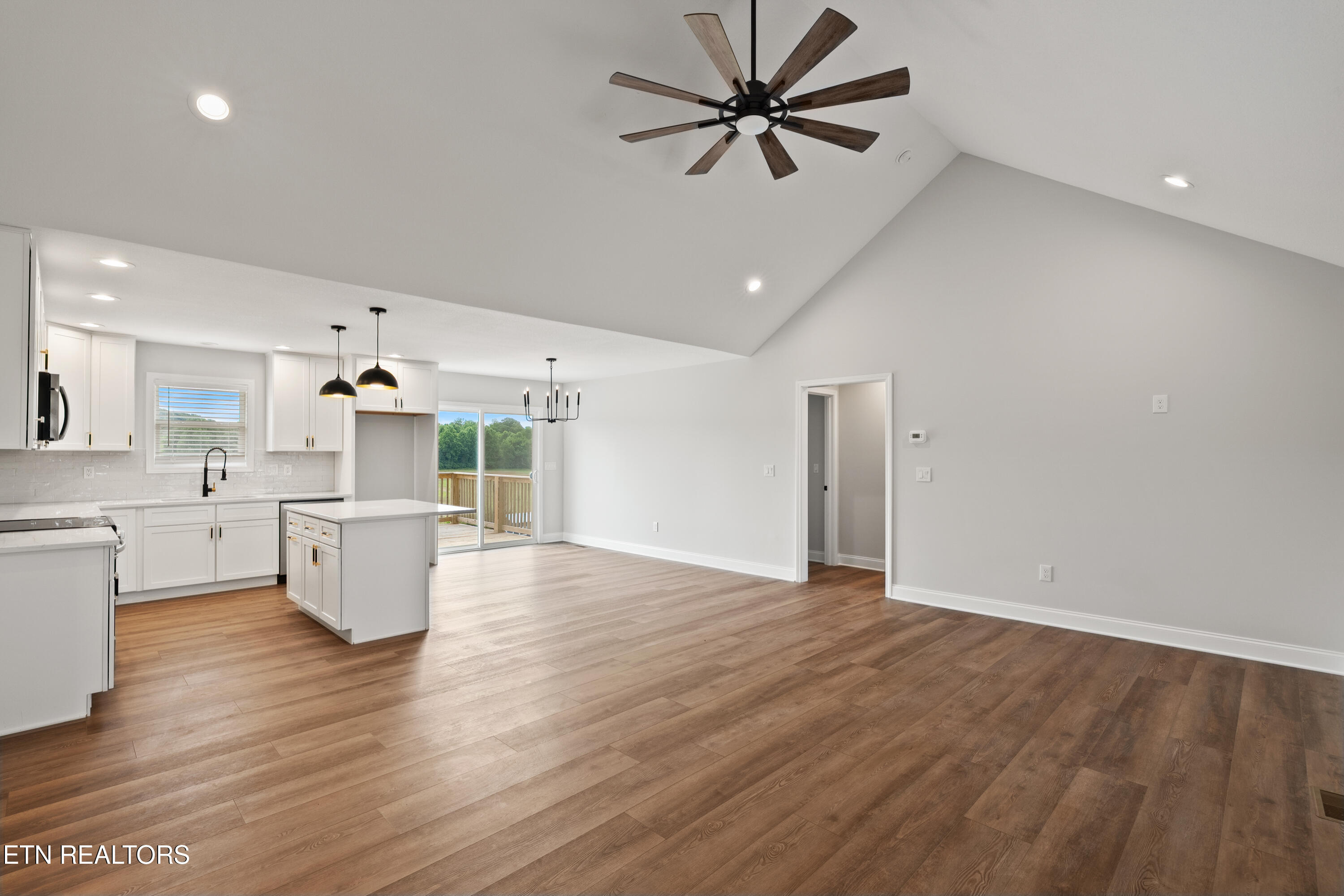 254 Thompson Road Madisonville TN 37354