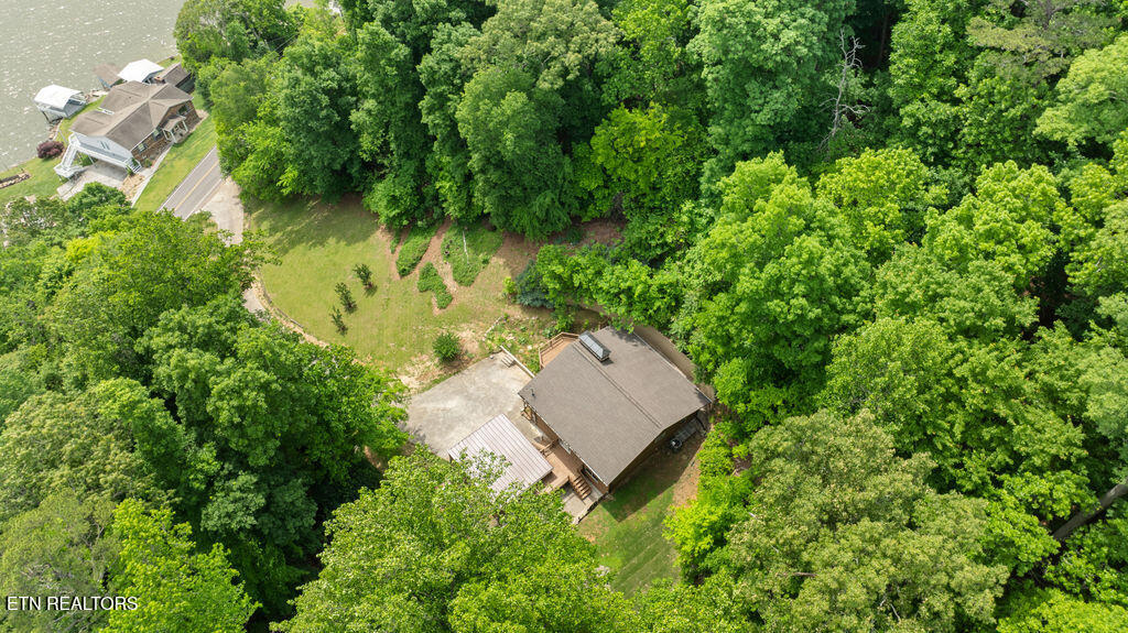 2202 Jones Bend Road Louisville TN 37777