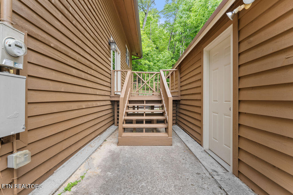 2202 Jones Bend Road Louisville TN 37777