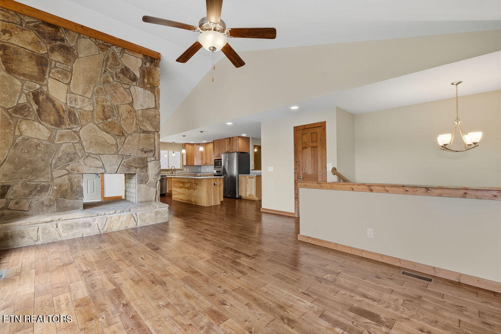 2202 Jones Bend Road Louisville TN 37777