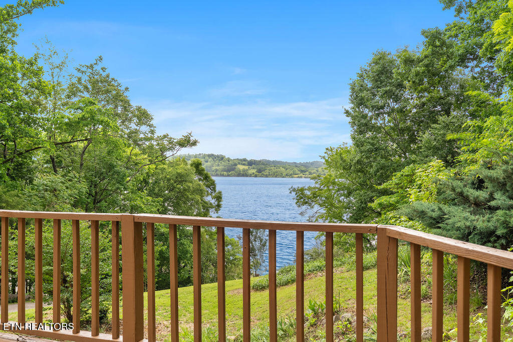 2202 Jones Bend Road Louisville TN 37777