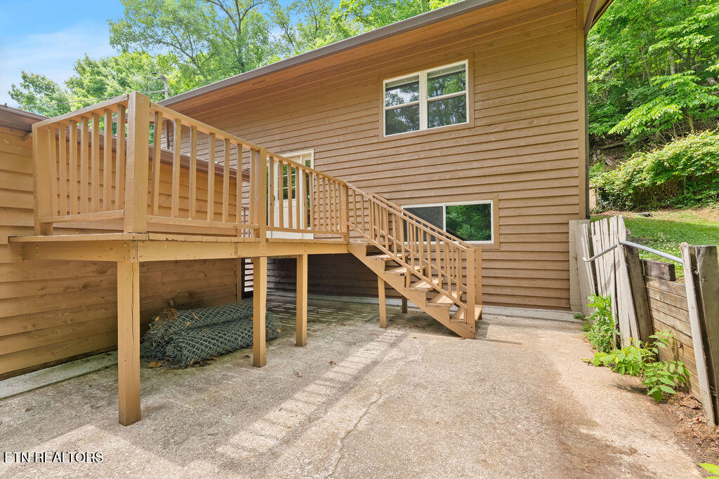 2202 Jones Bend Road Louisville TN 37777