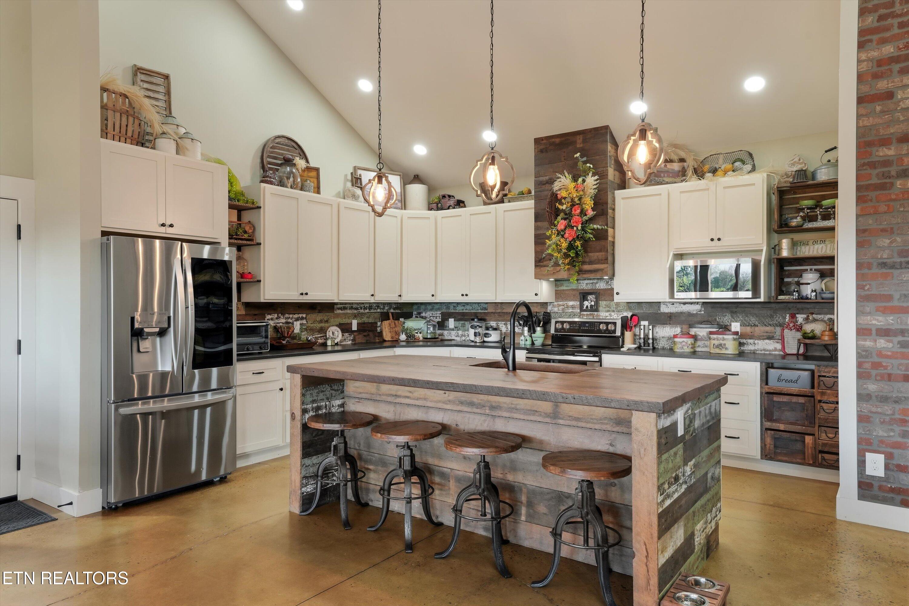 211 Brown Road Blaine TN 37709