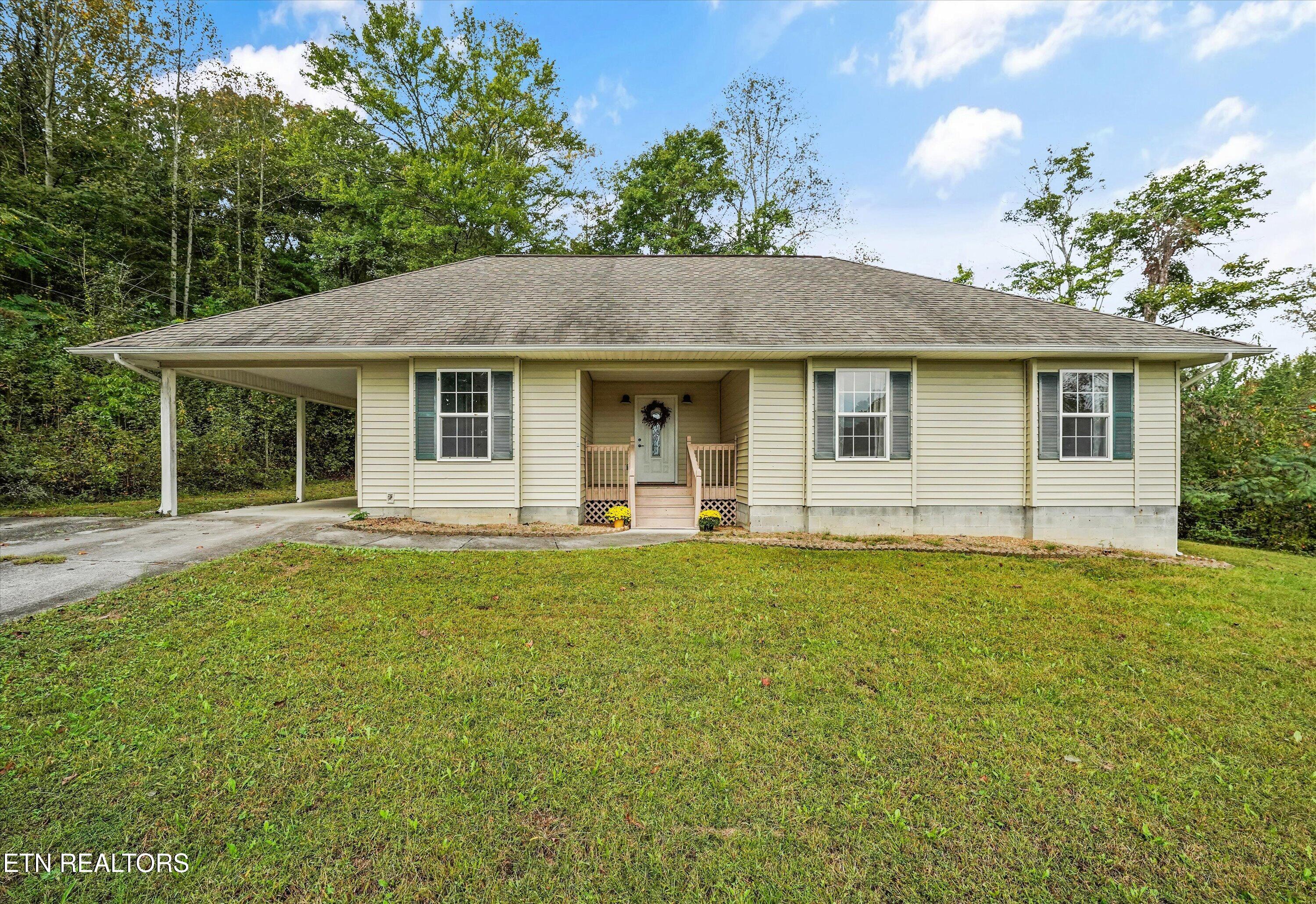 222 Disney Lane Caryville TN 37714
