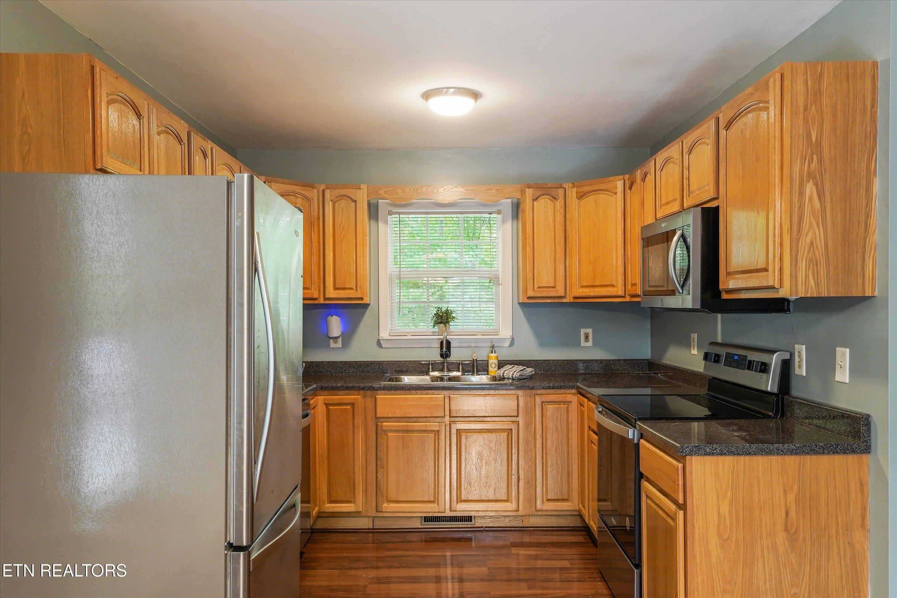 222 Disney Lane Caryville TN 37714