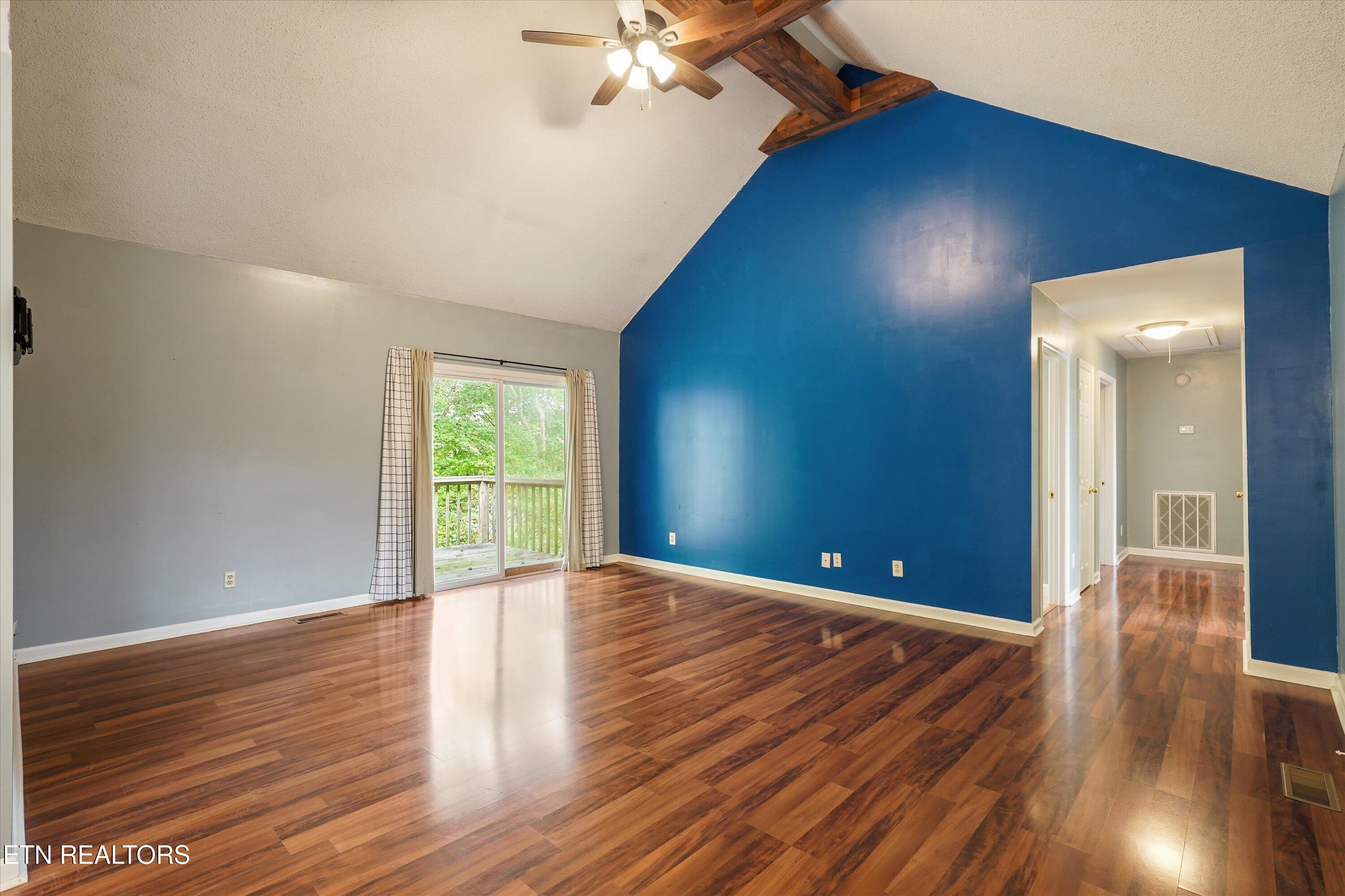 222 Disney Lane Caryville TN 37714