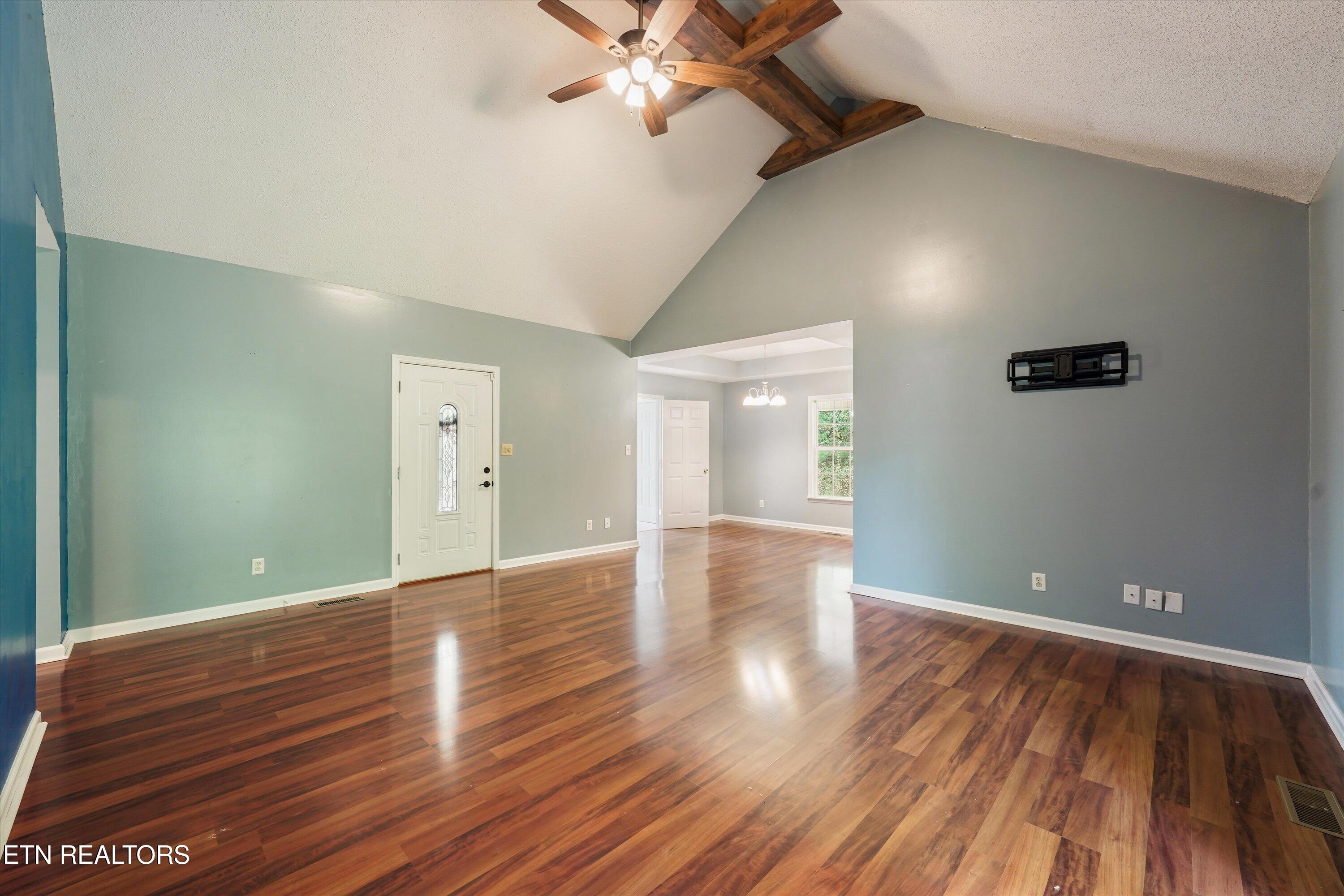 222 Disney Lane Caryville TN 37714
