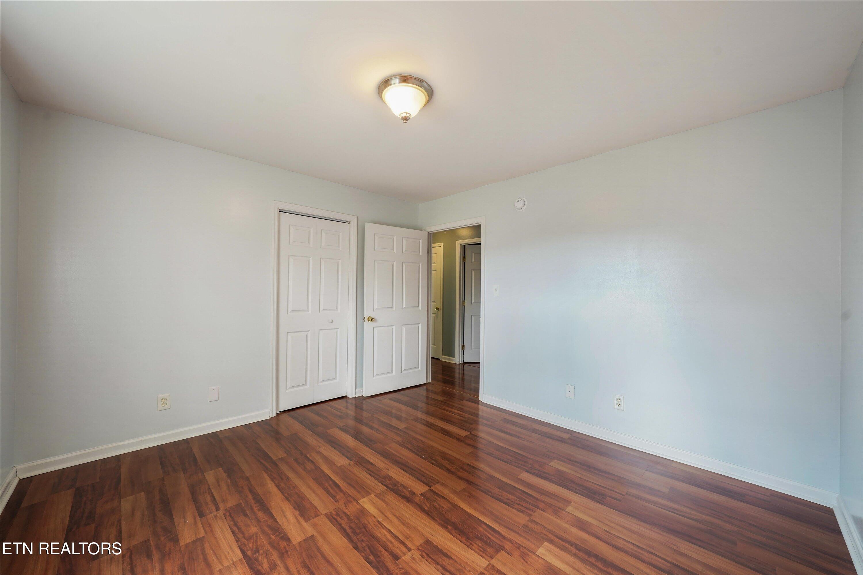222 Disney Lane Caryville TN 37714