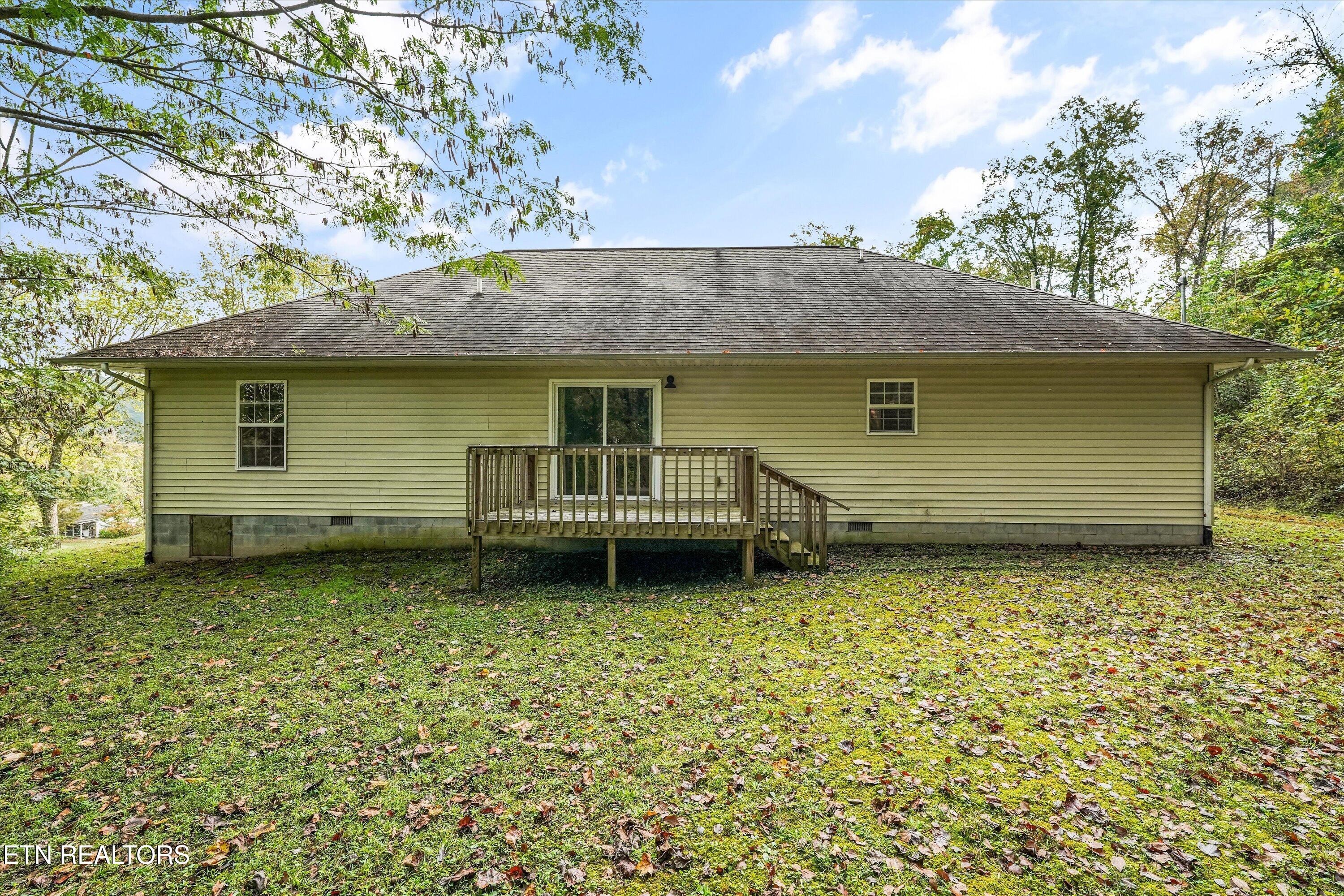 222 Disney Lane Caryville TN 37714