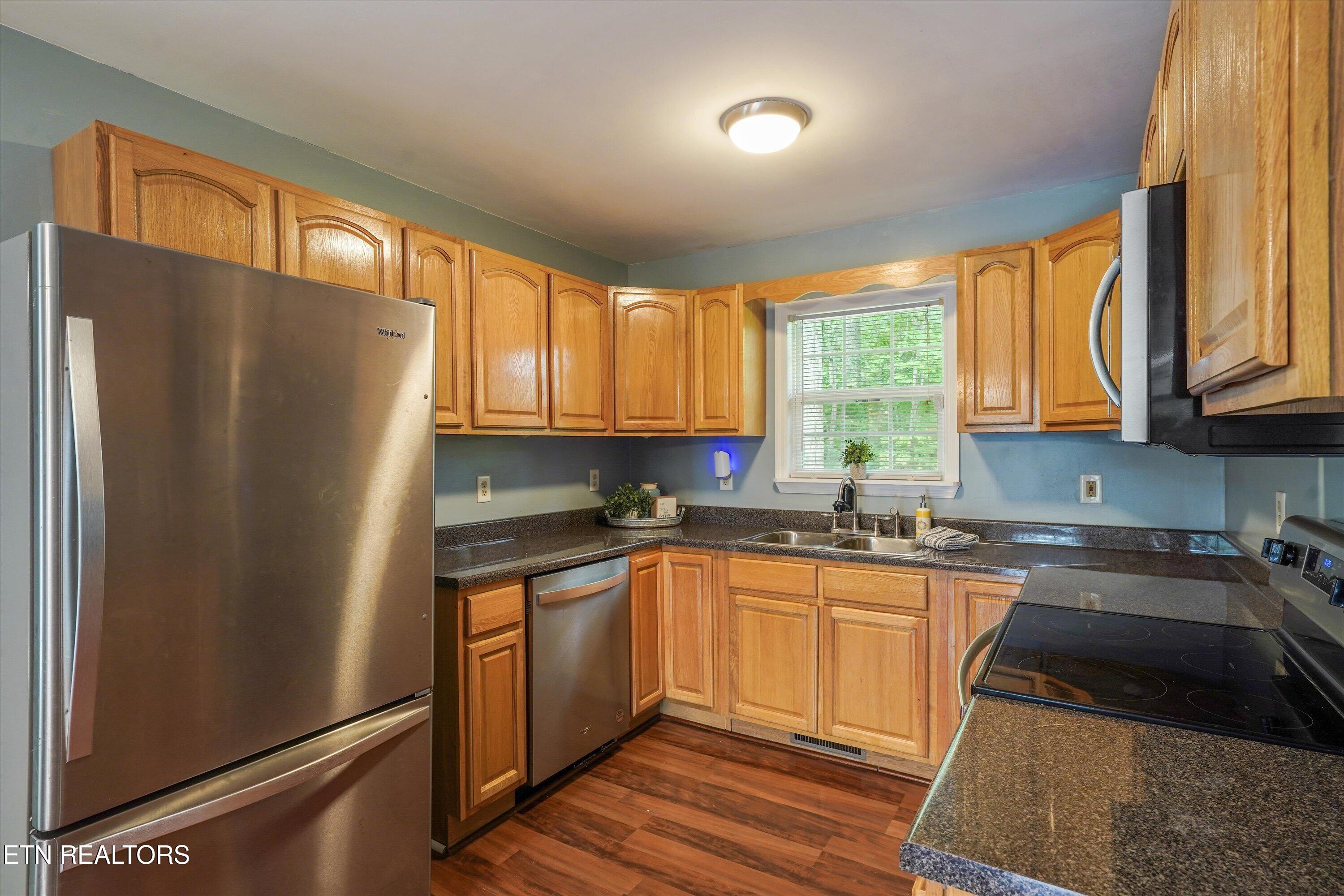 222 Disney Lane Caryville TN 37714