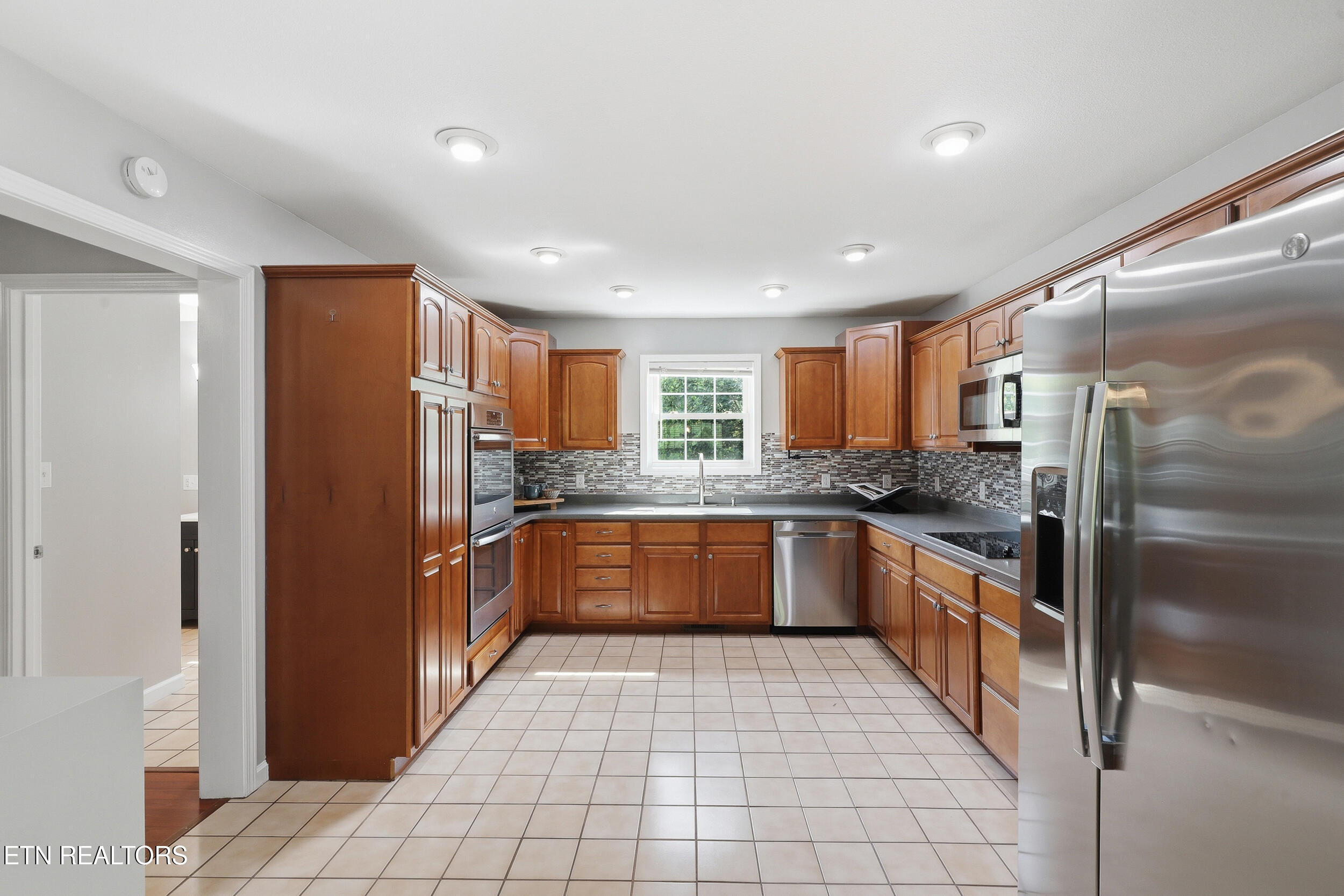 924 Sheila Court Talbott TN 37877