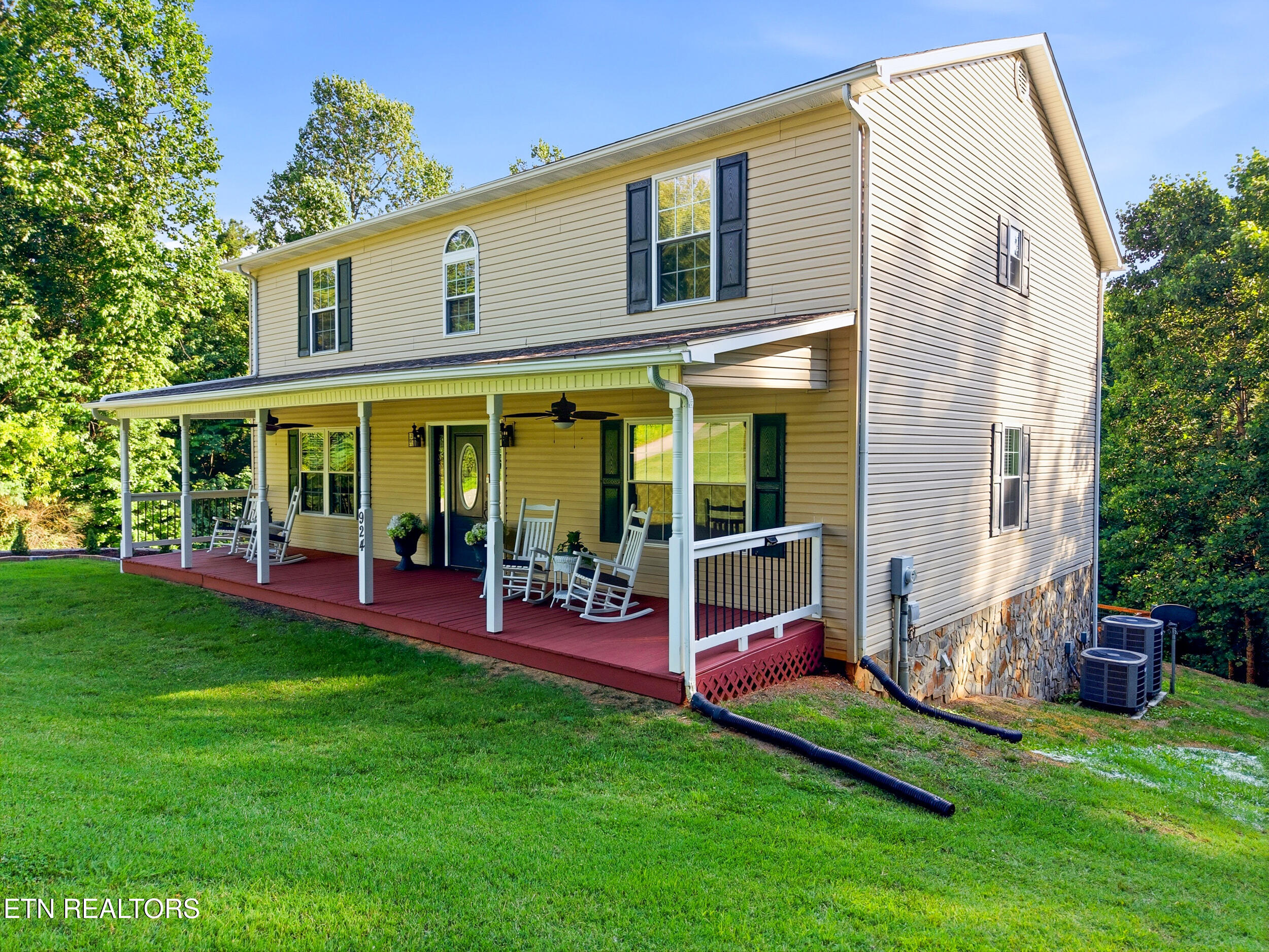 924 Sheila Court Talbott TN 37877