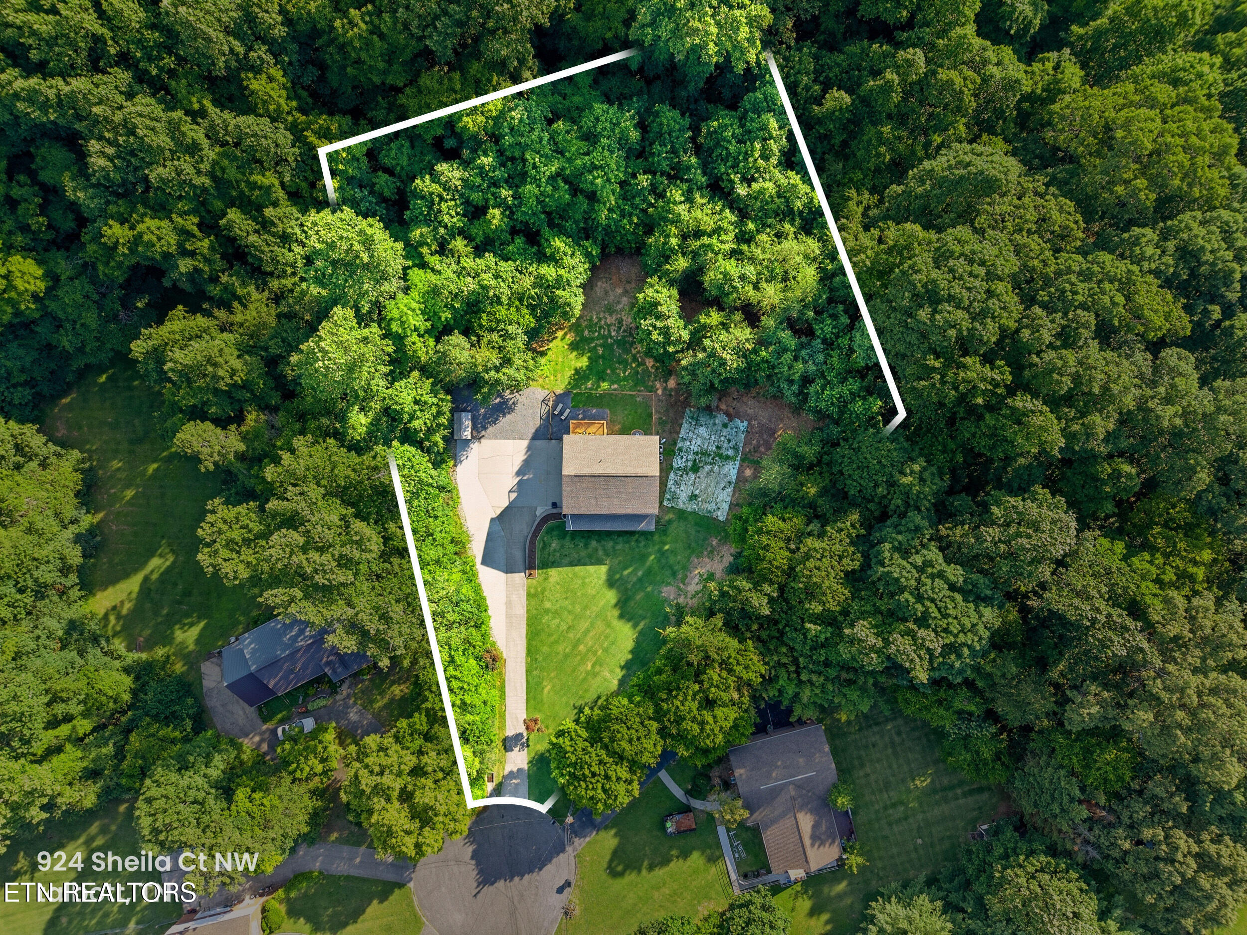 924 Sheila Court Talbott TN 37877