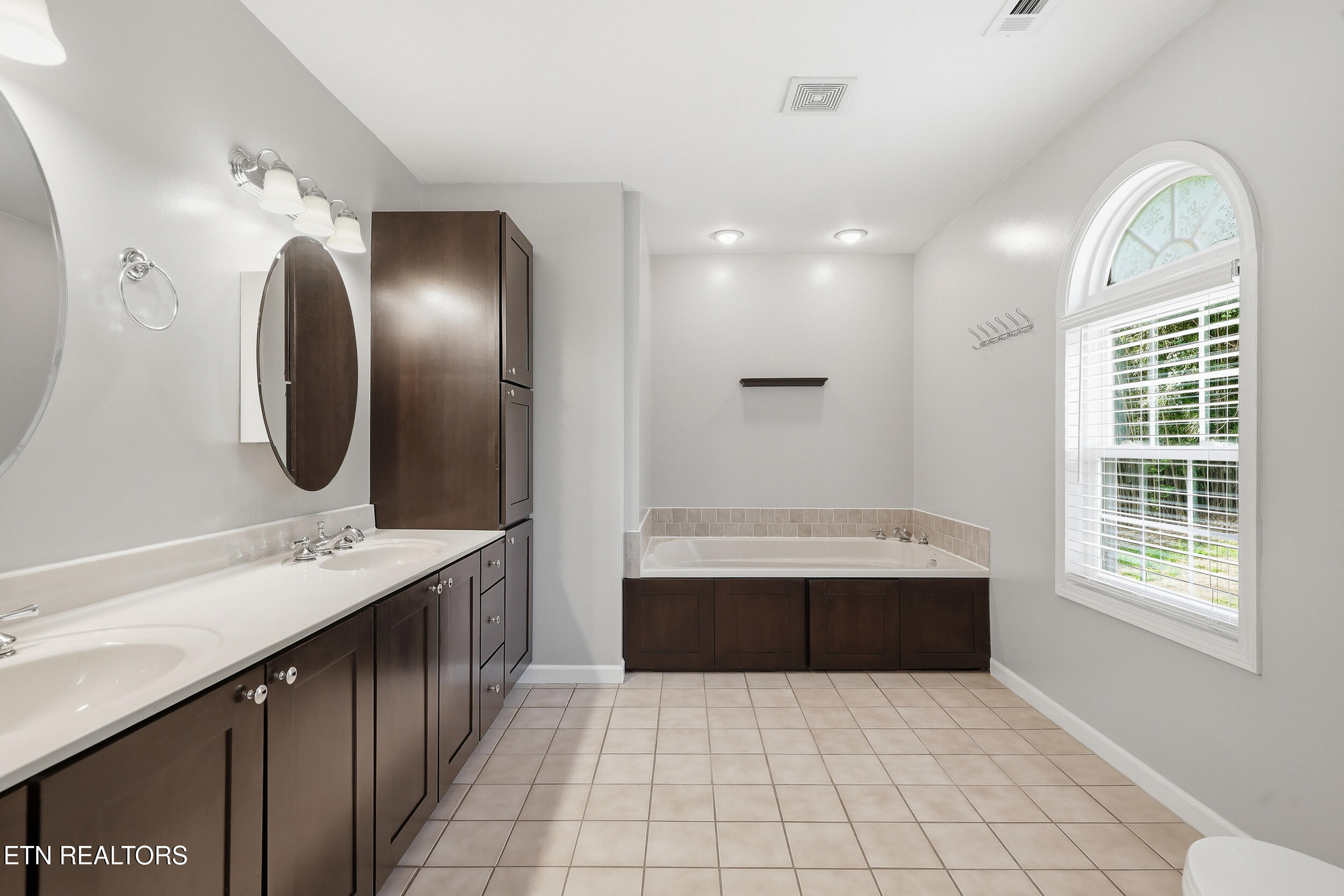 924 Sheila Court Talbott TN 37877