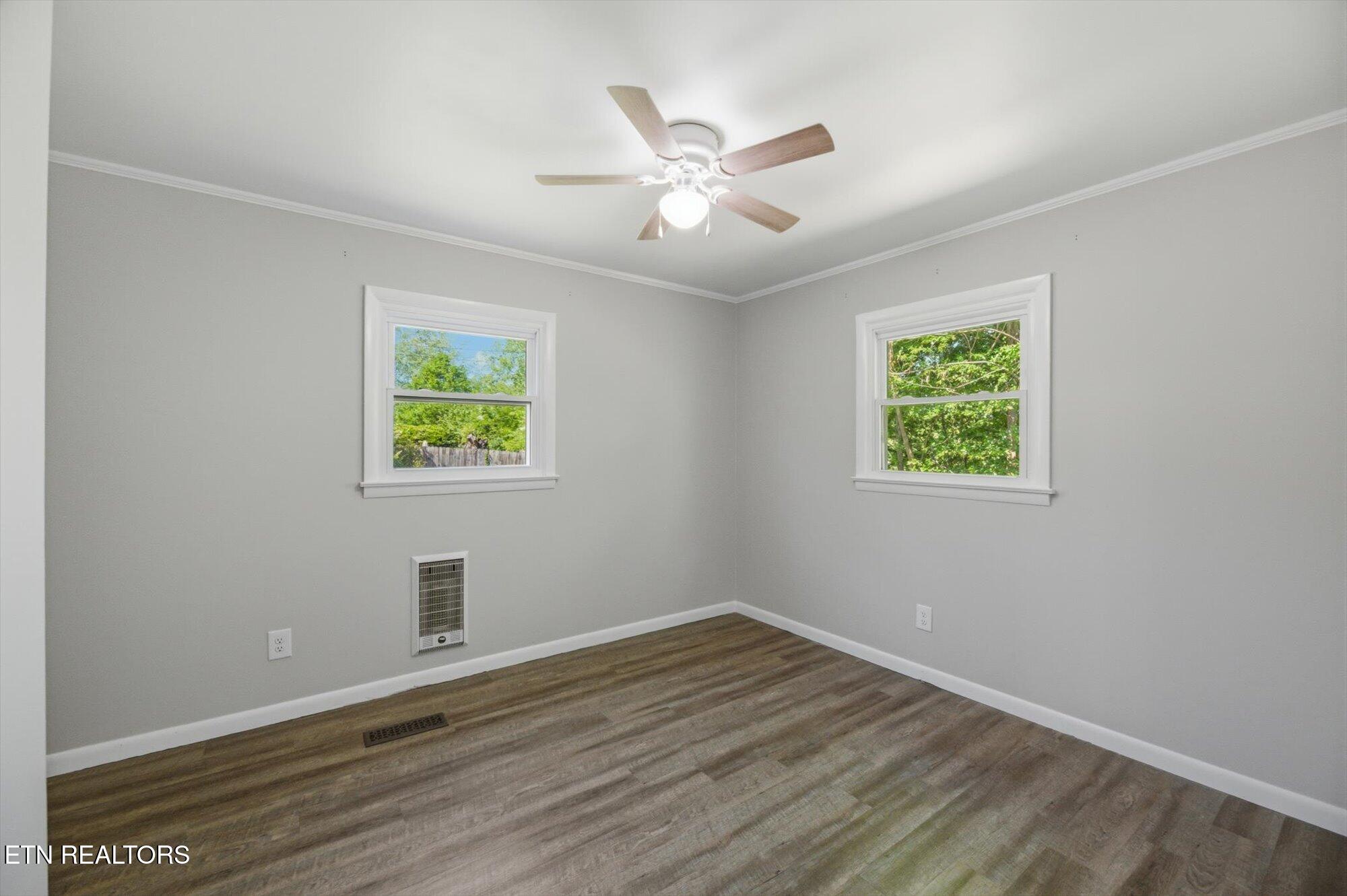 615 Carroll Street Etowah TN 37331