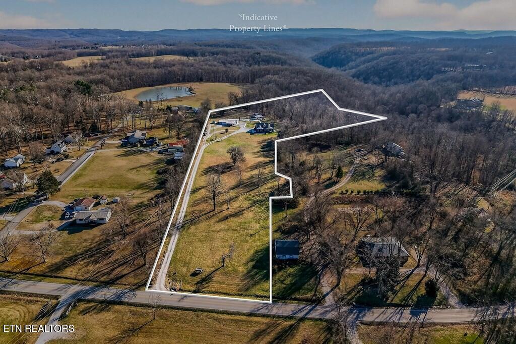 6081 Buck Mountain Road N Of Road Cookeville TN 38506