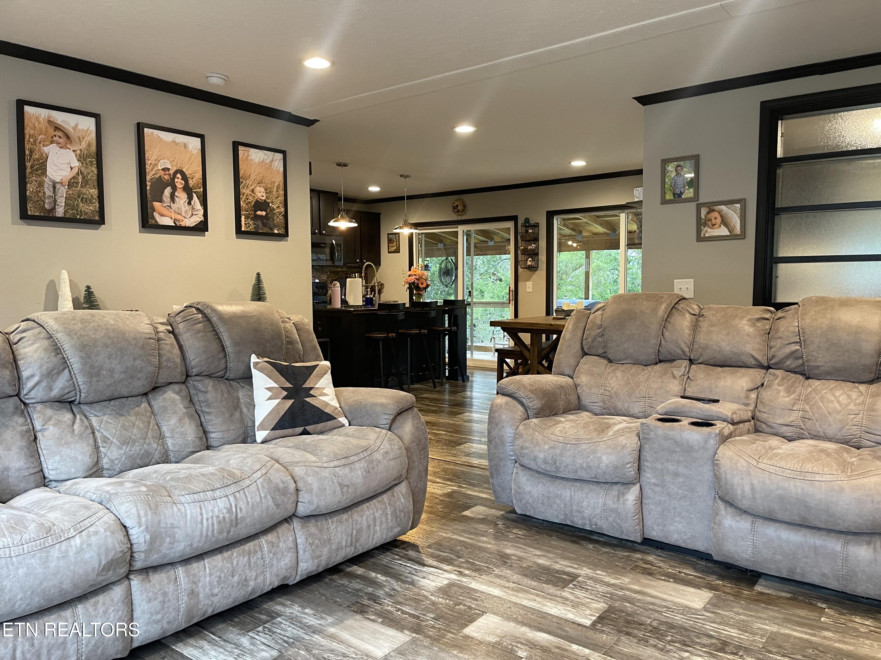 1151 Coffey Road New Tazewell TN 37825