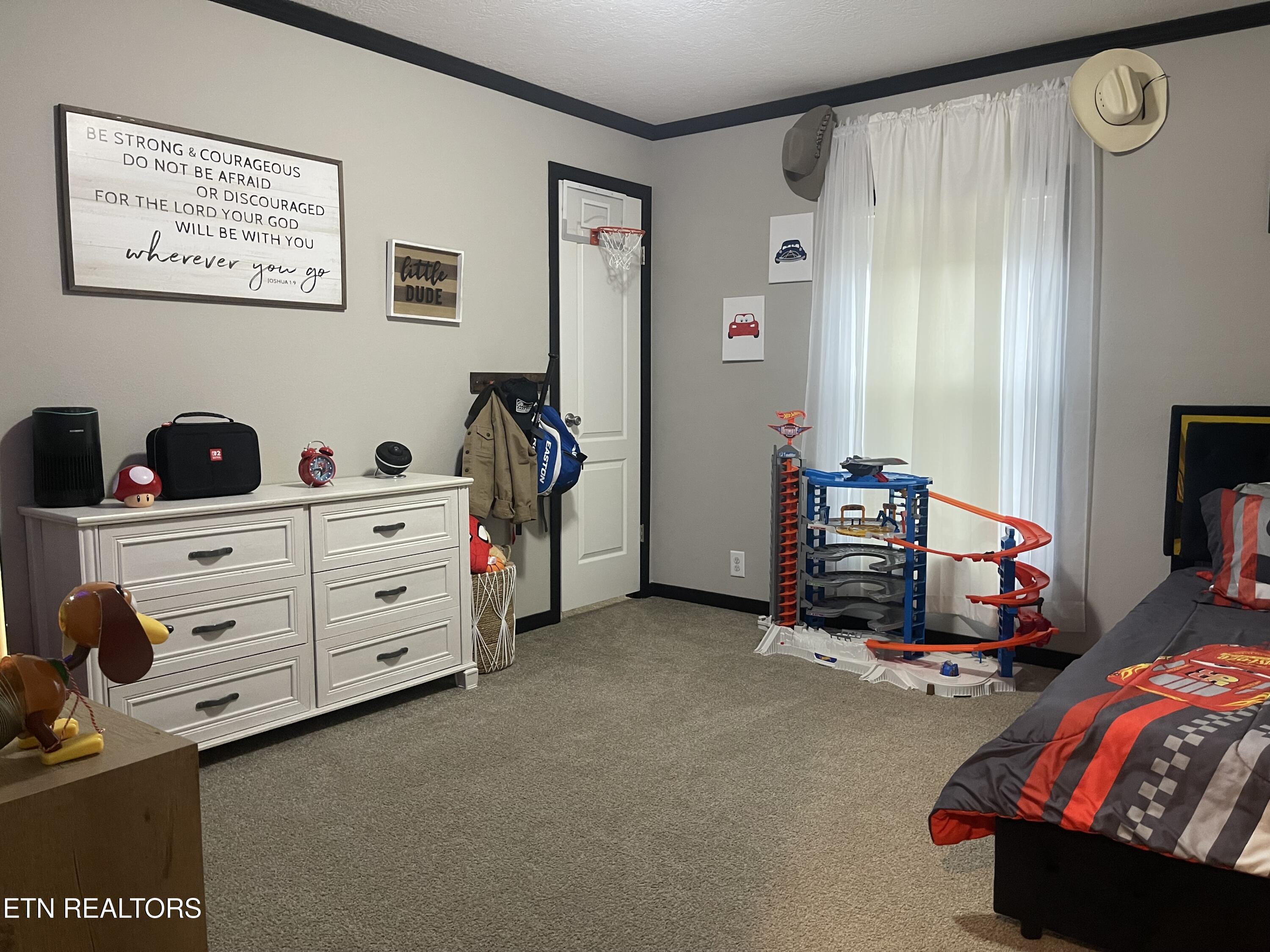 1151 Coffey Road New Tazewell TN 37825