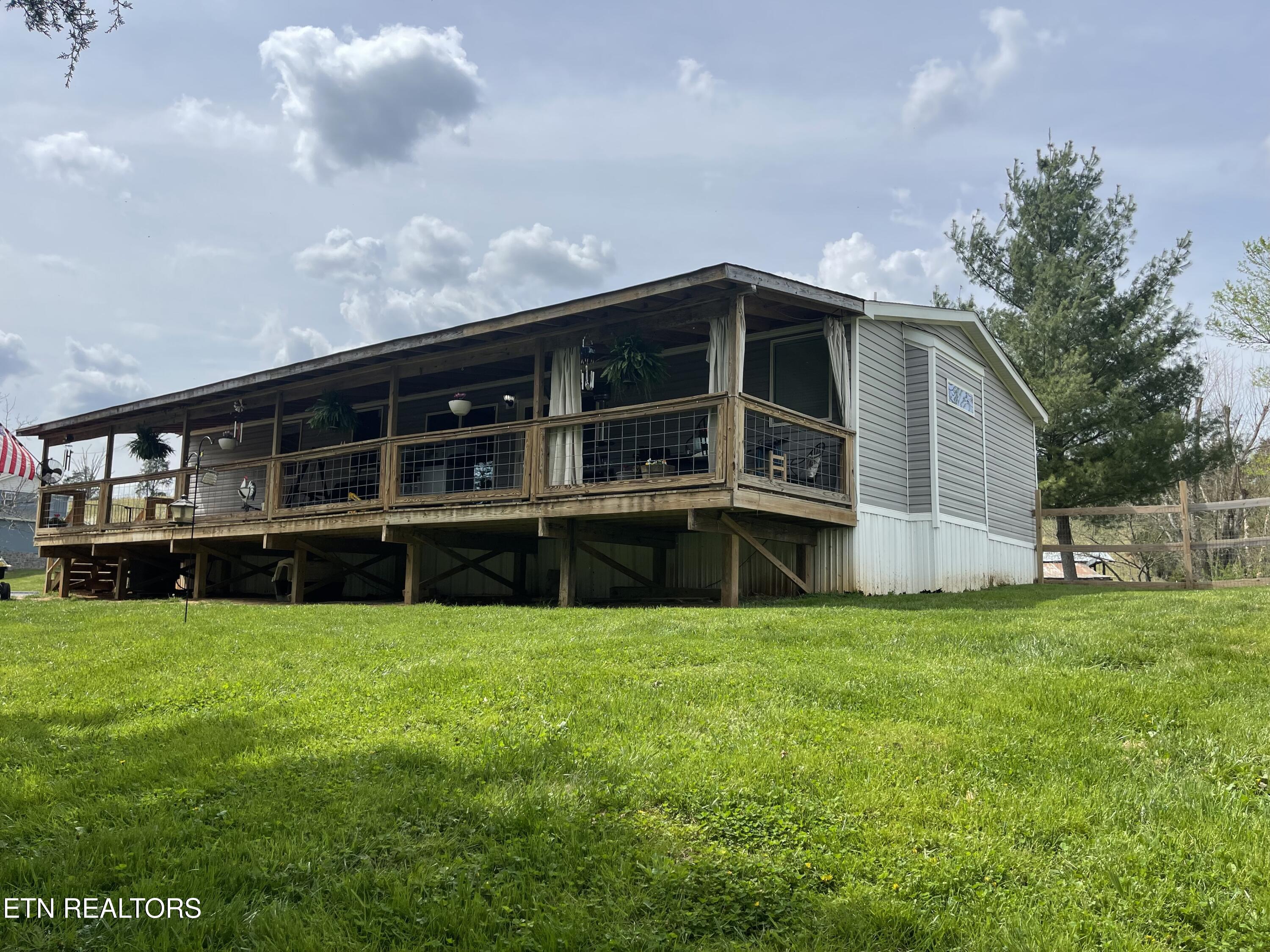 1151 Coffey Road New Tazewell TN 37825