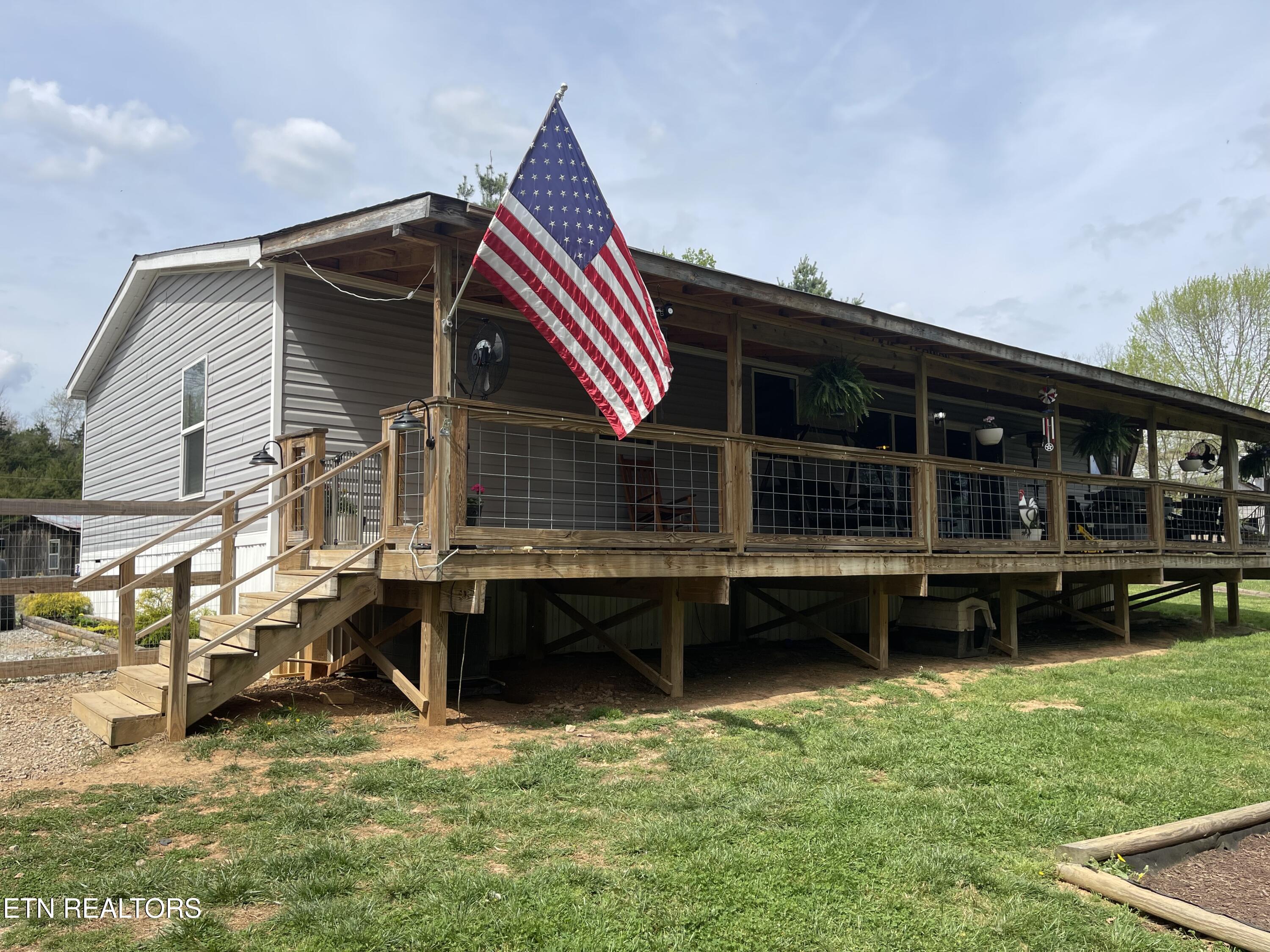 1151 Coffey Road New Tazewell TN 37825
