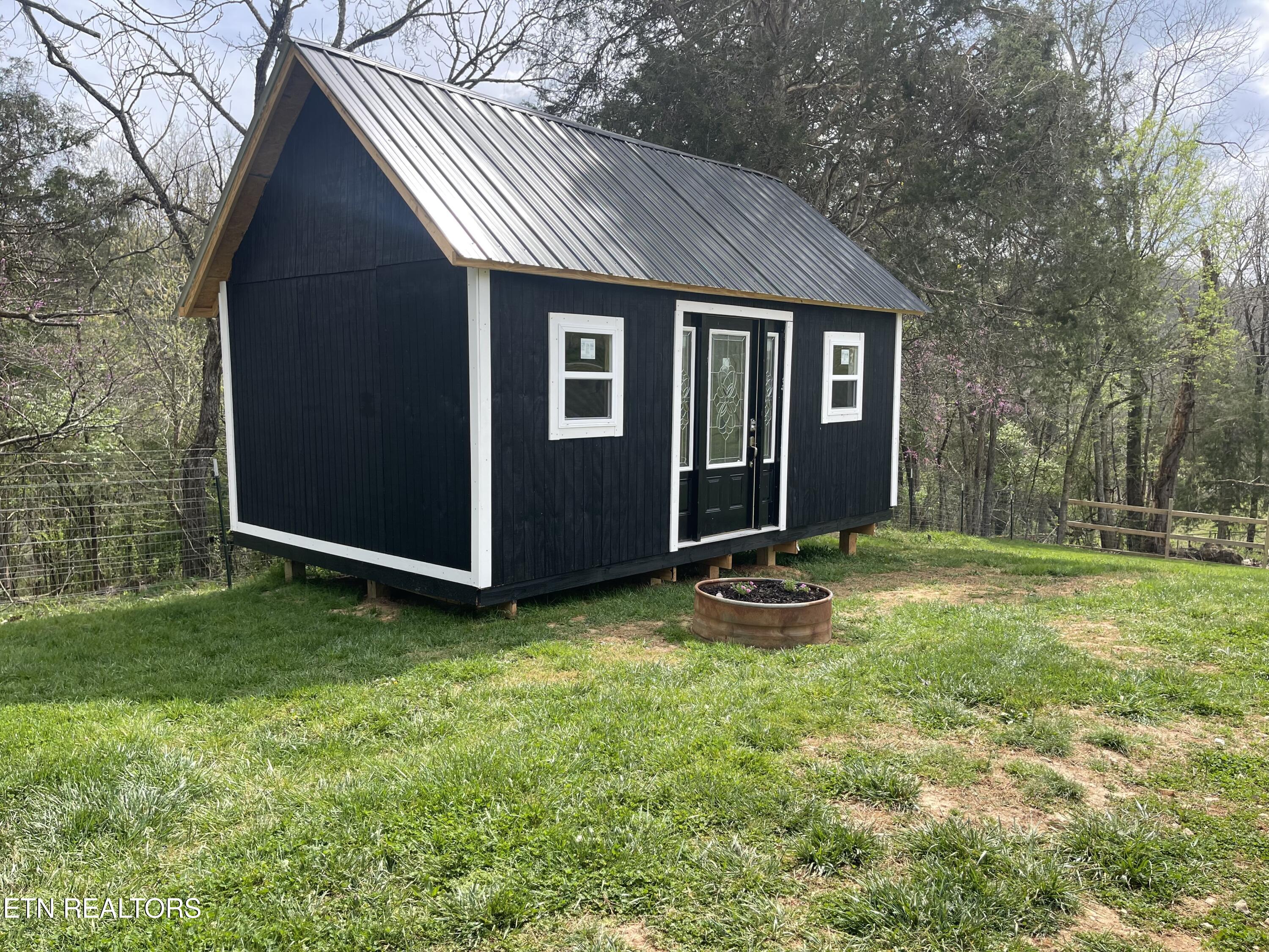 1151 Coffey Road New Tazewell TN 37825