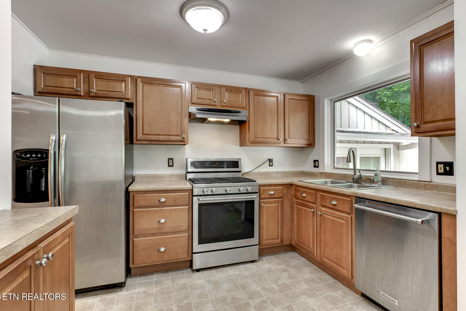 102 Oxford Road Oak Ridge TN 37830
