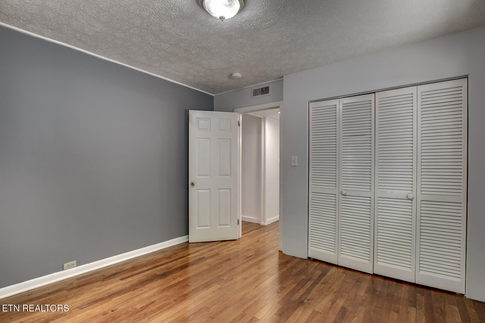 102 Oxford Road Oak Ridge TN 37830