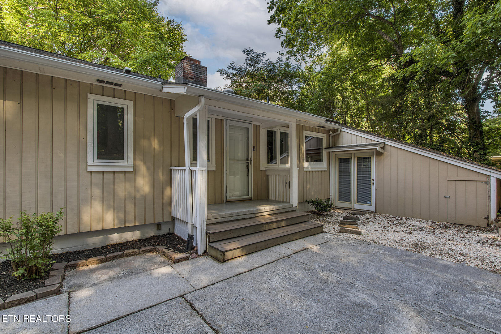 102 Oxford Road Oak Ridge TN 37830