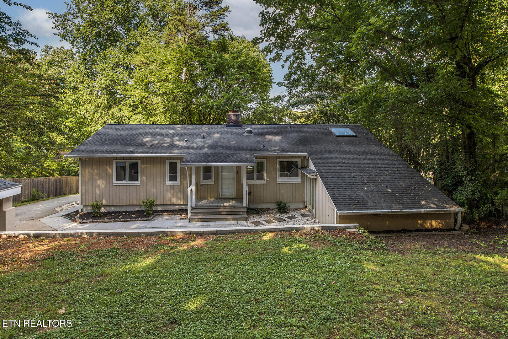102 Oxford Road Oak Ridge TN 37830