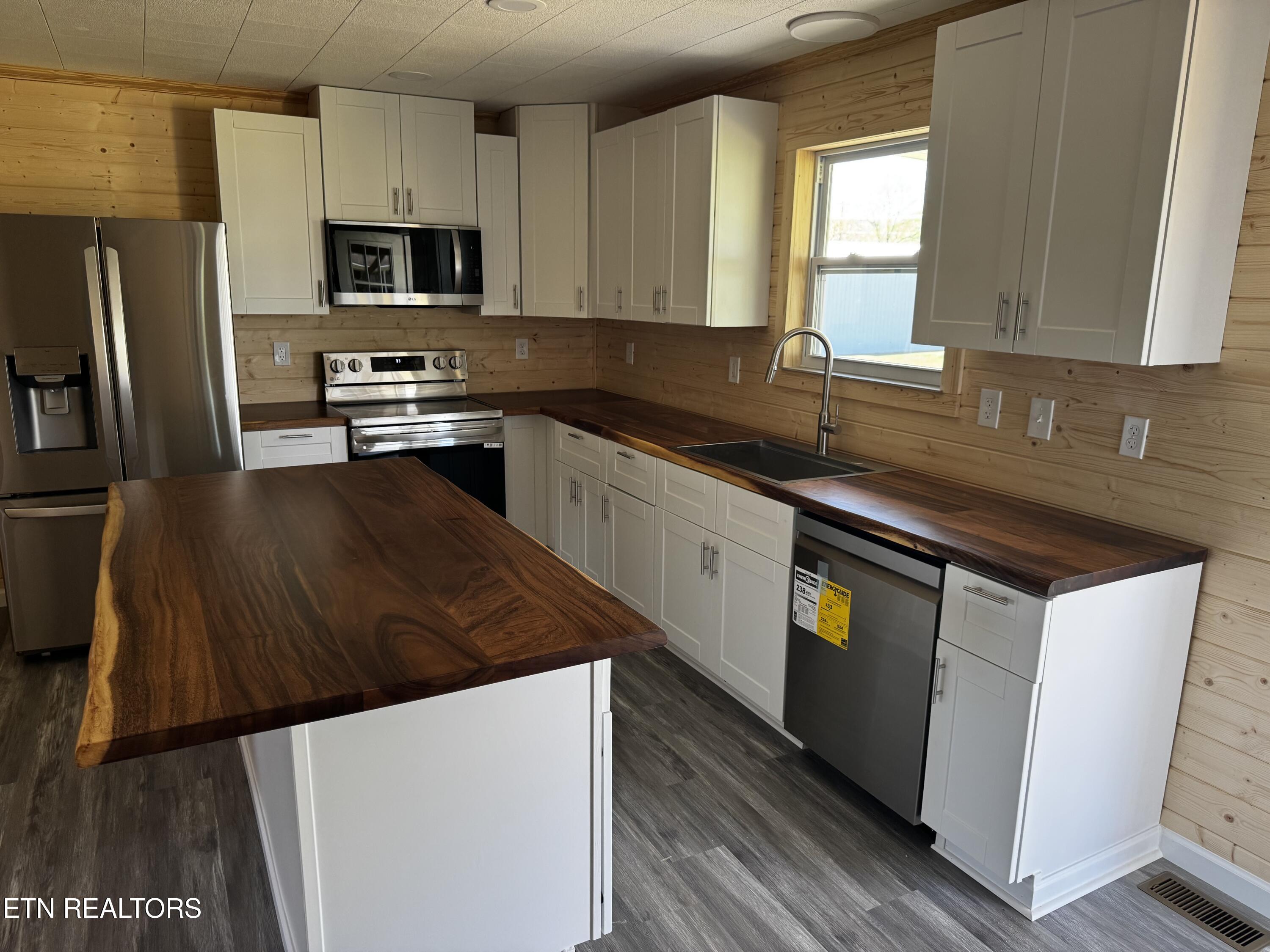 280 Hickory Street Bean Station TN 37708