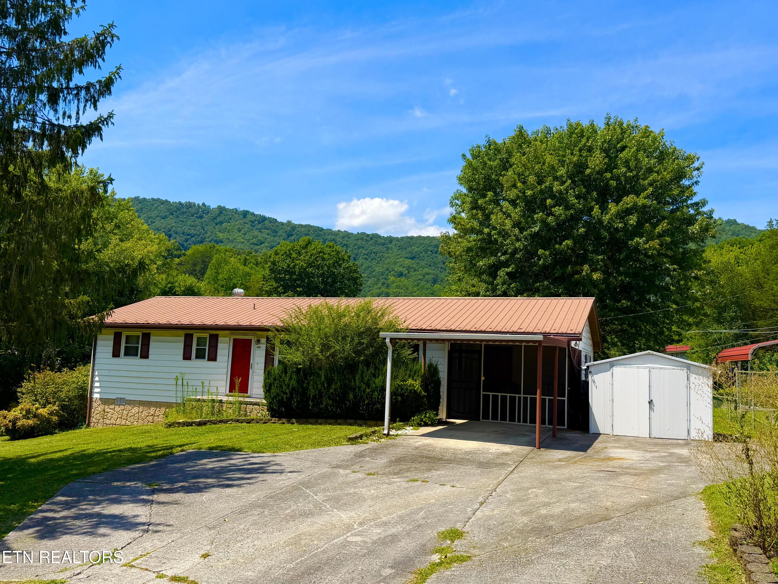 130 Griffith Lane Jacksboro TN 37757