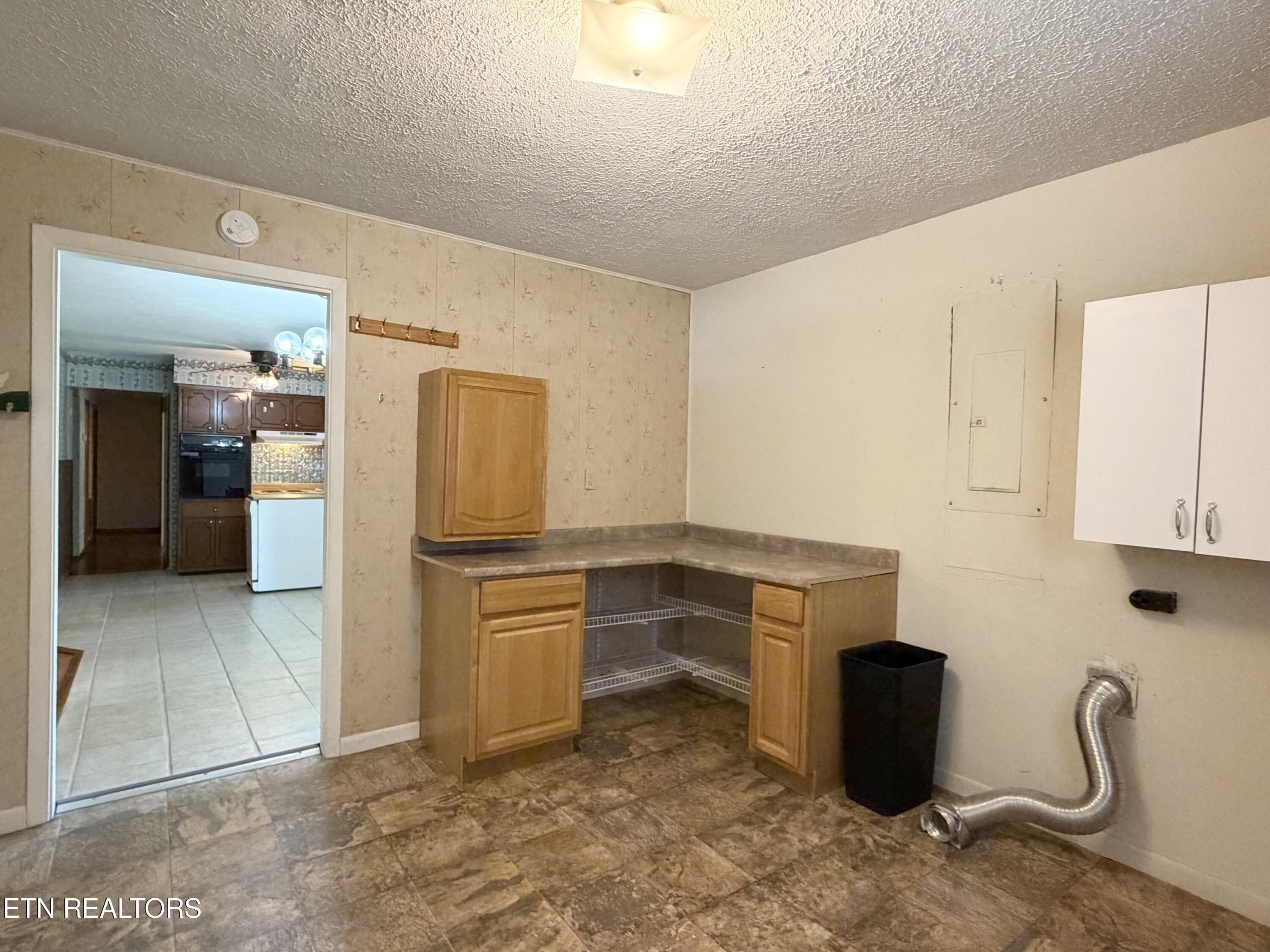 130 Griffith Lane Jacksboro TN 37757