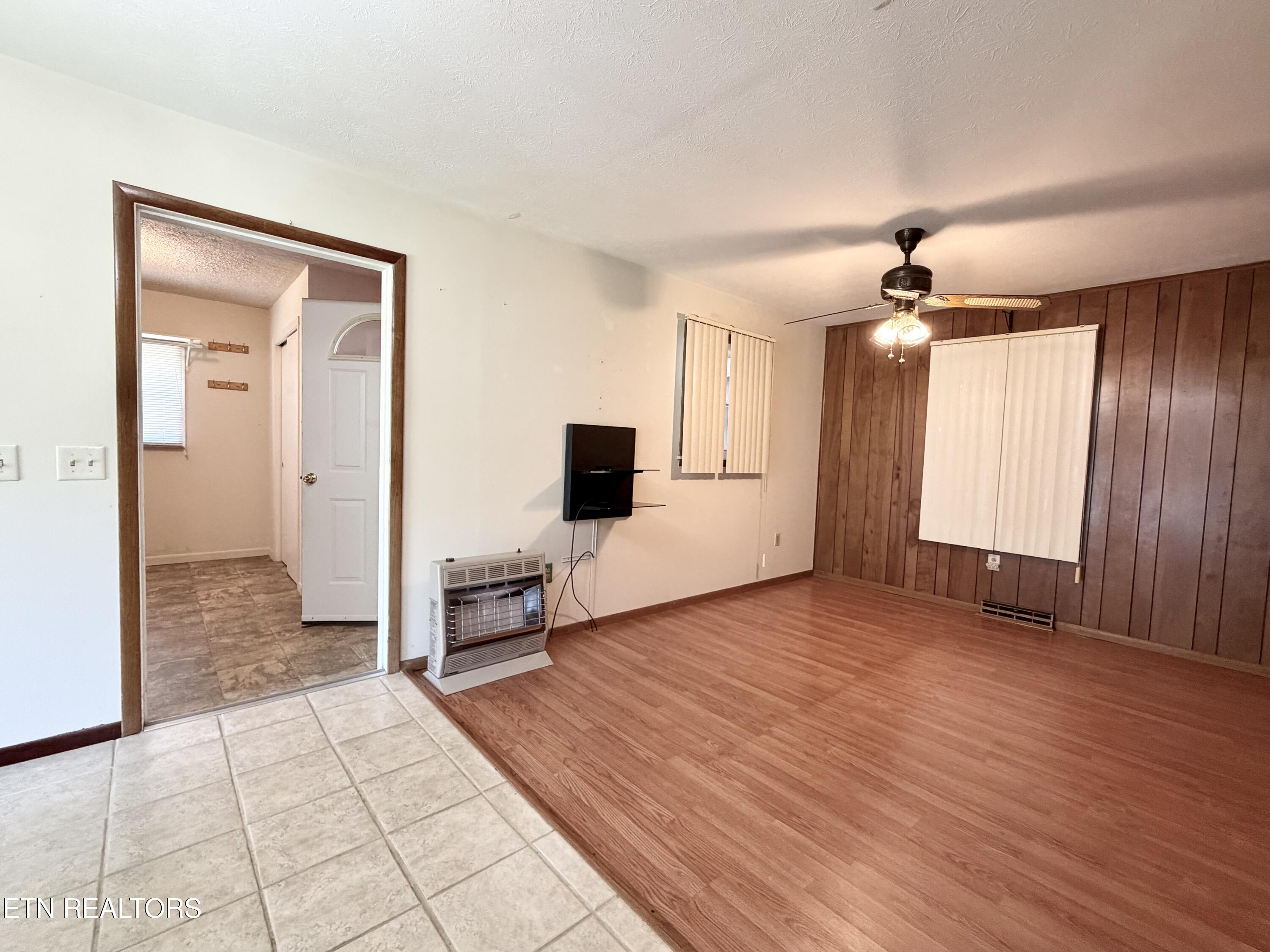 130 Griffith Lane Jacksboro TN 37757
