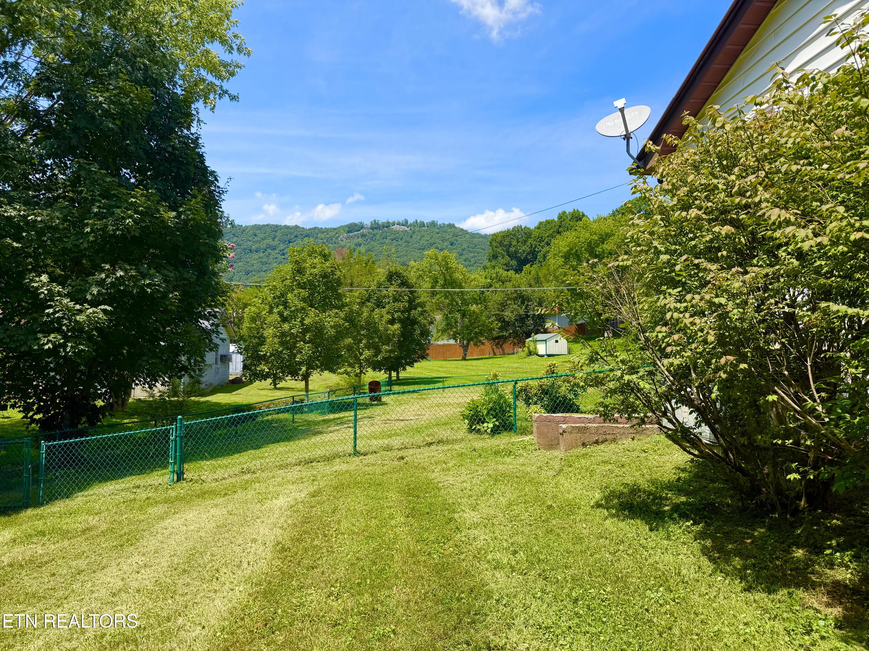 130 Griffith Lane Jacksboro TN 37757