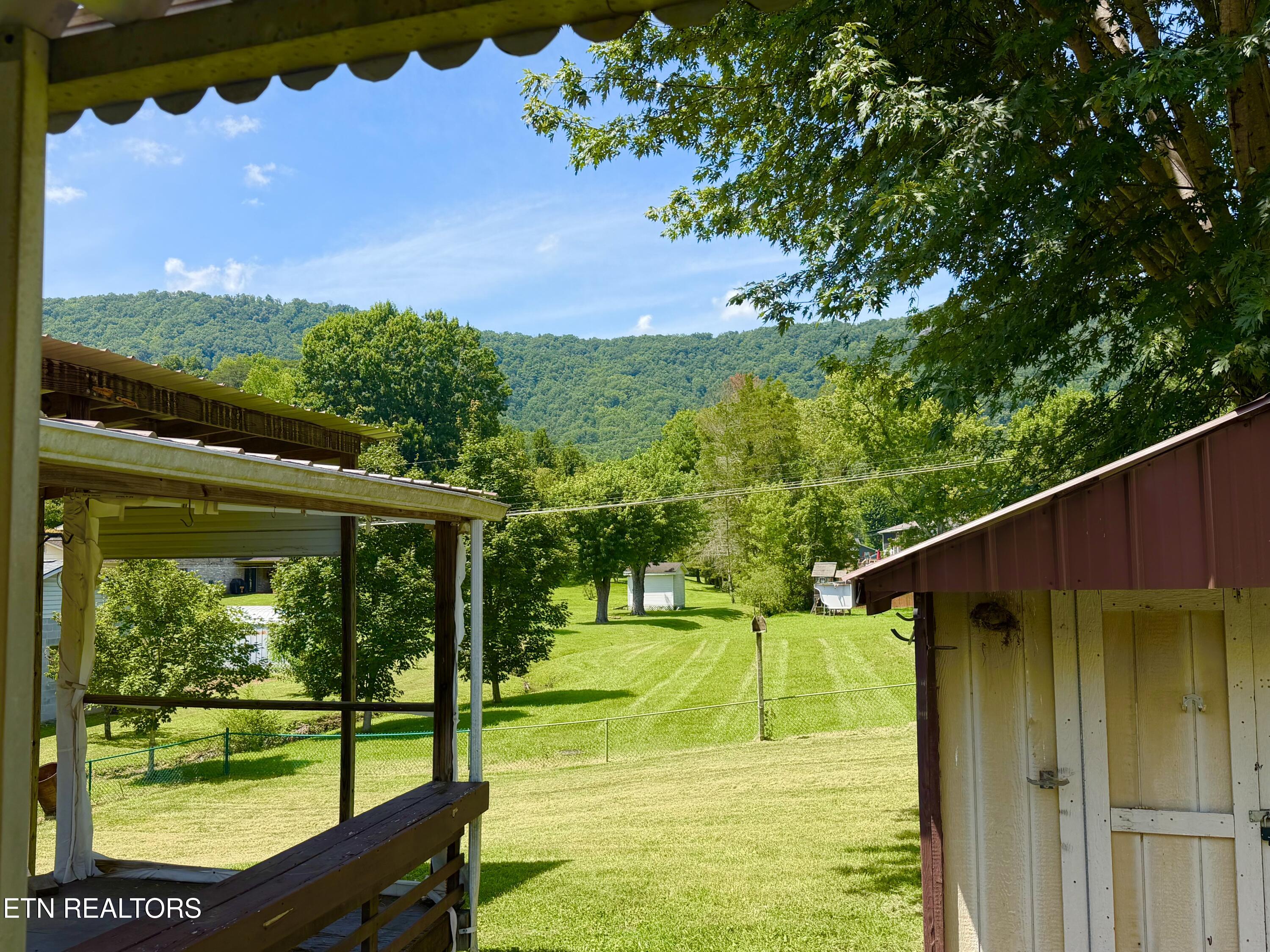 130 Griffith Lane Jacksboro TN 37757