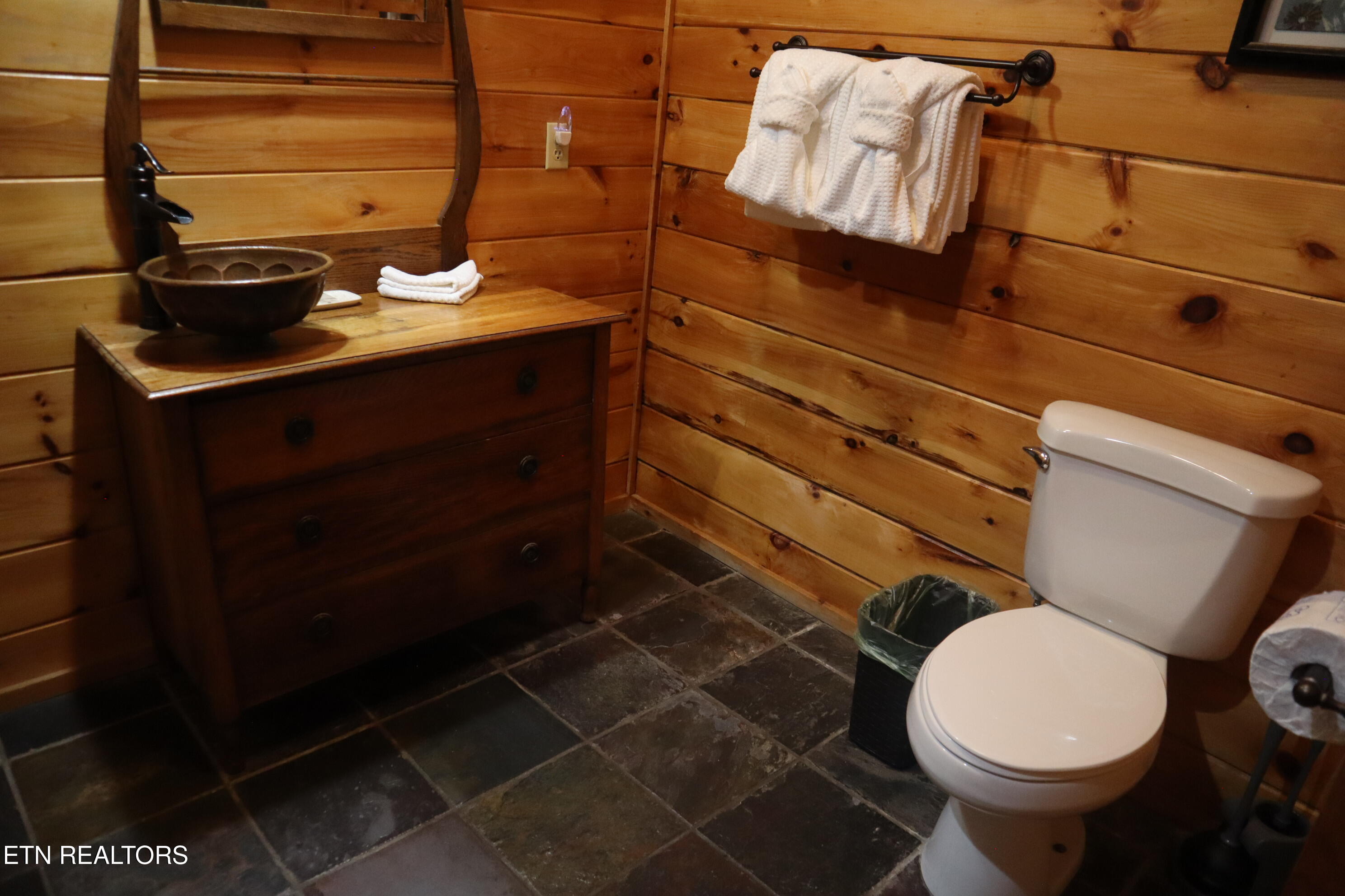 402 Laurel Avenue Gatlinburg TN 37738